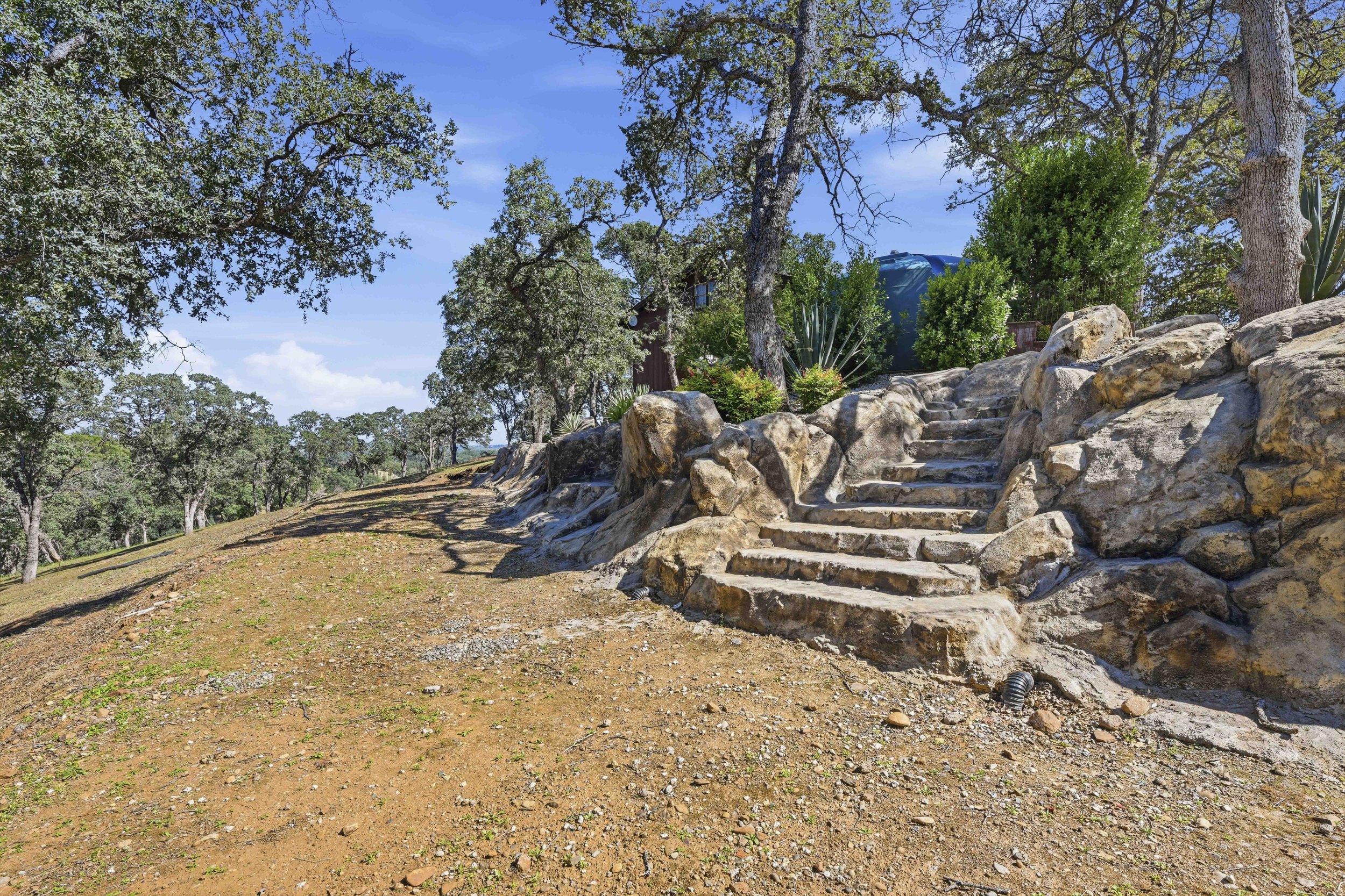 26000 Venado Dr - Daytime _54.jpg