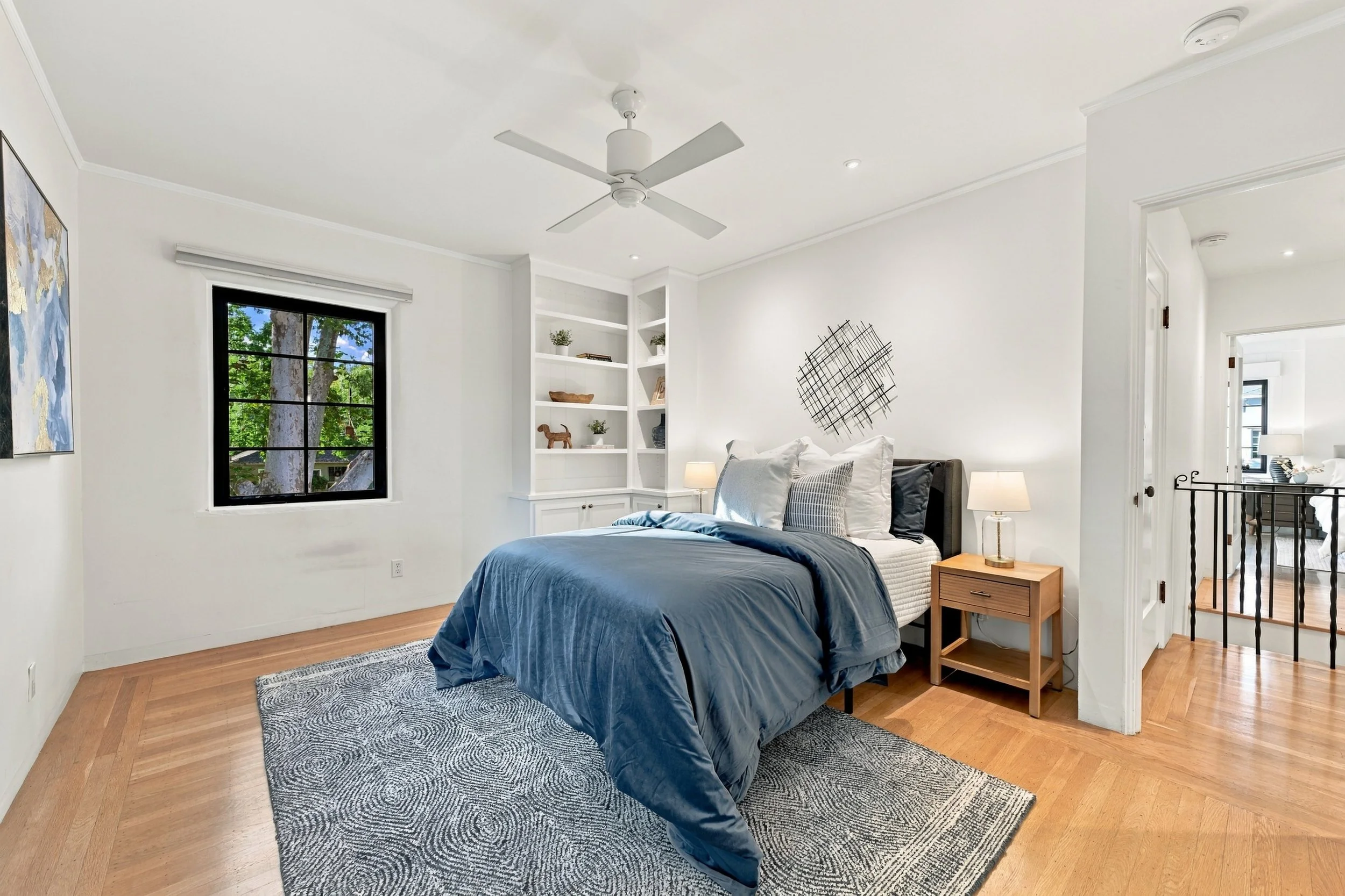 2743 Land Park Dr 45.jpg