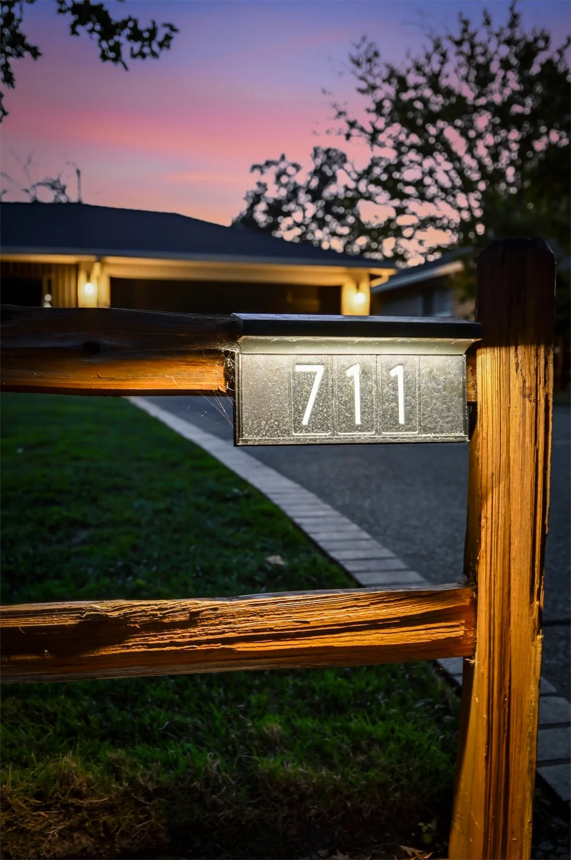 711 La Sierra 13.jpg