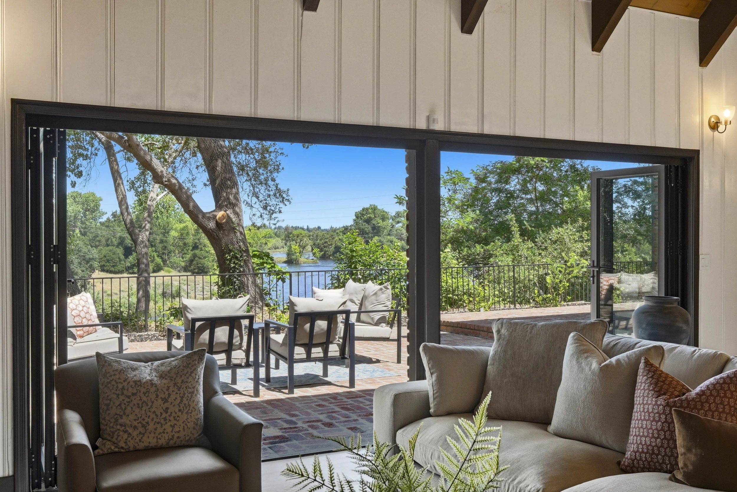 9815 Mira Del Rio Dr 65.jpg
