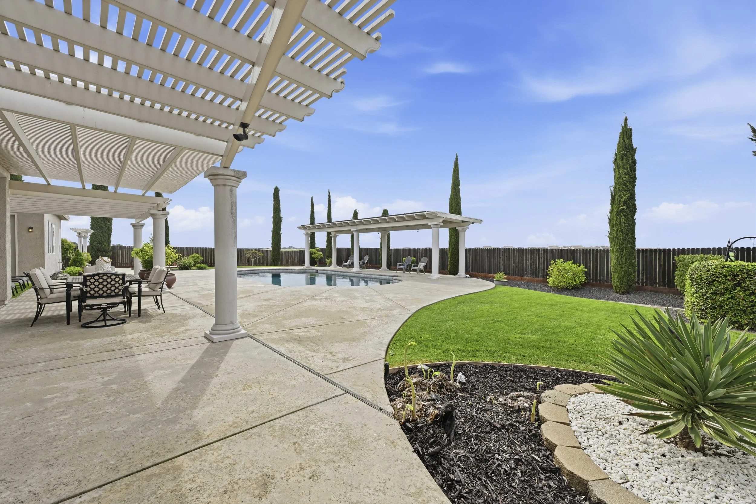 8357 Bridgestone Dr 94.jpg