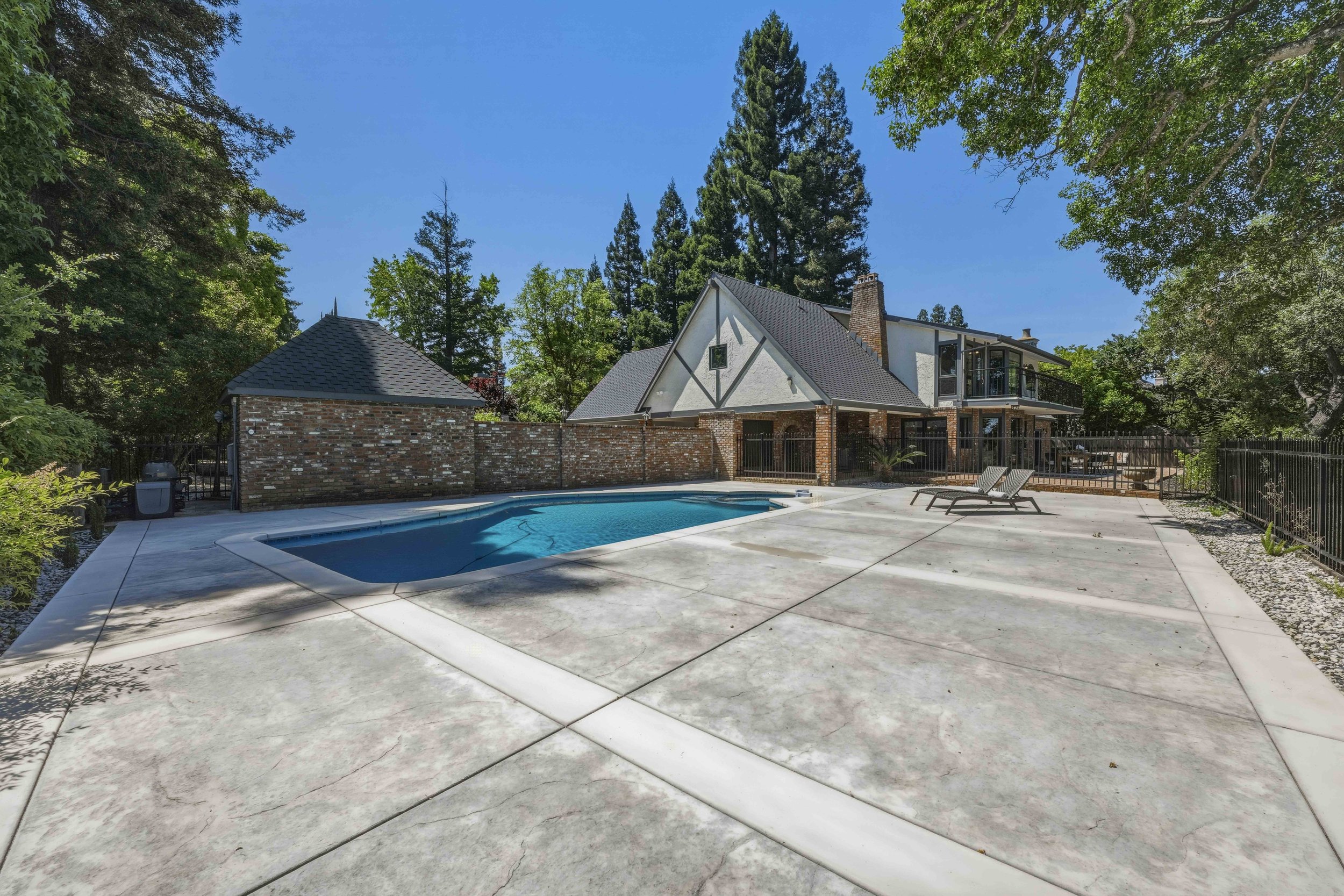 9815 Mira Del Rio Dr 46.jpg
