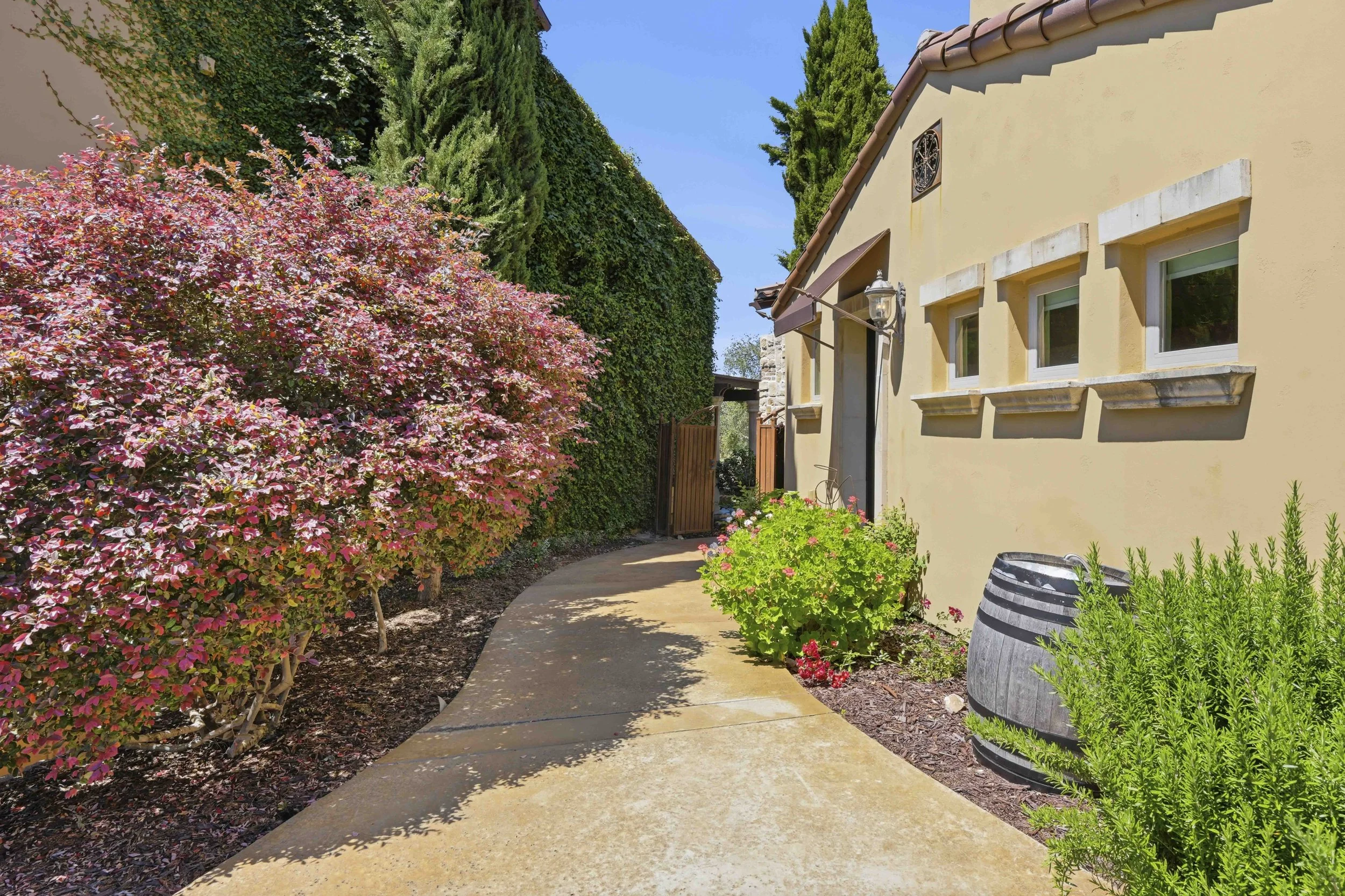 9688 Clos Du Lac Cir 138.jpg