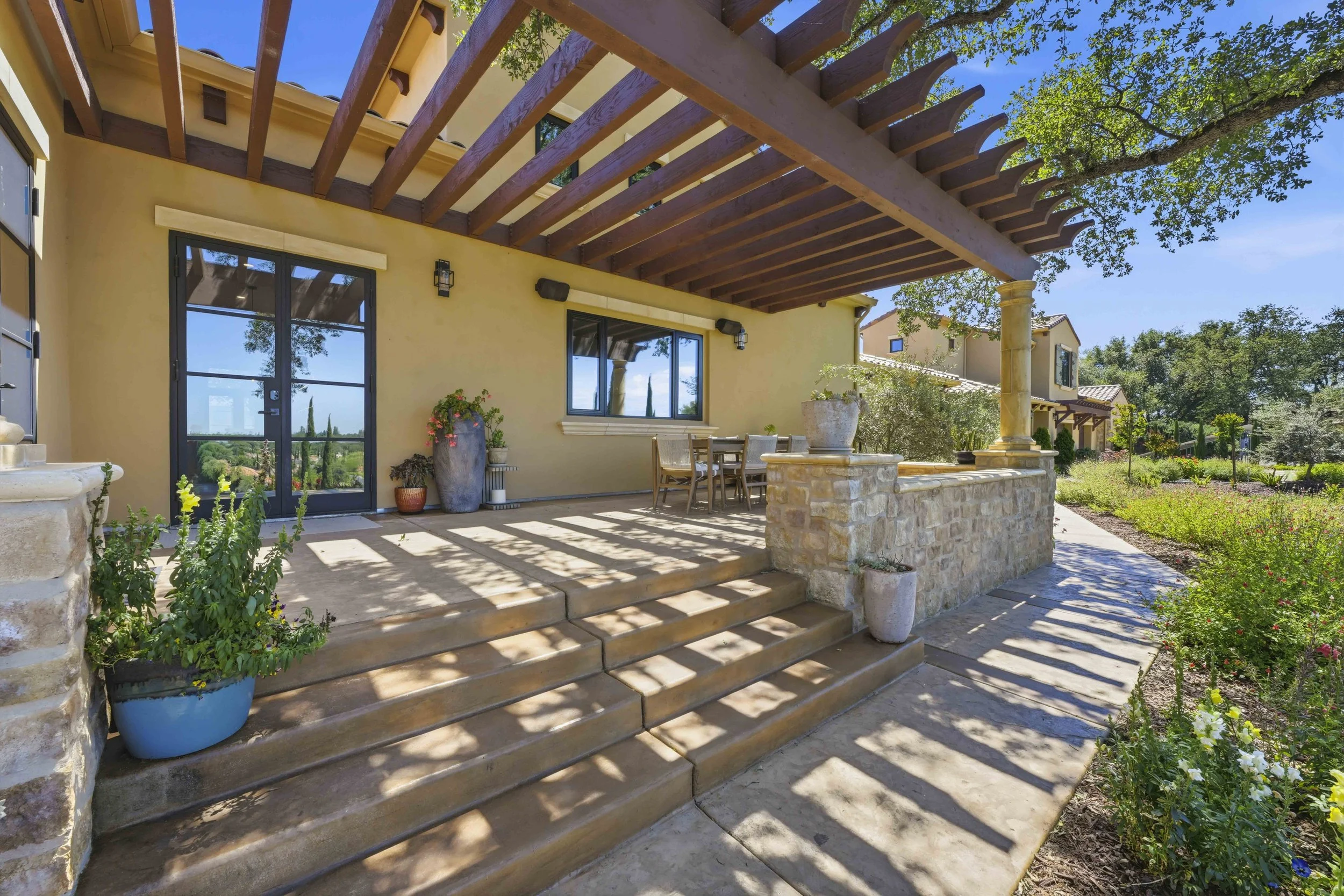 9688 Clos Du Lac Cir 208.jpg