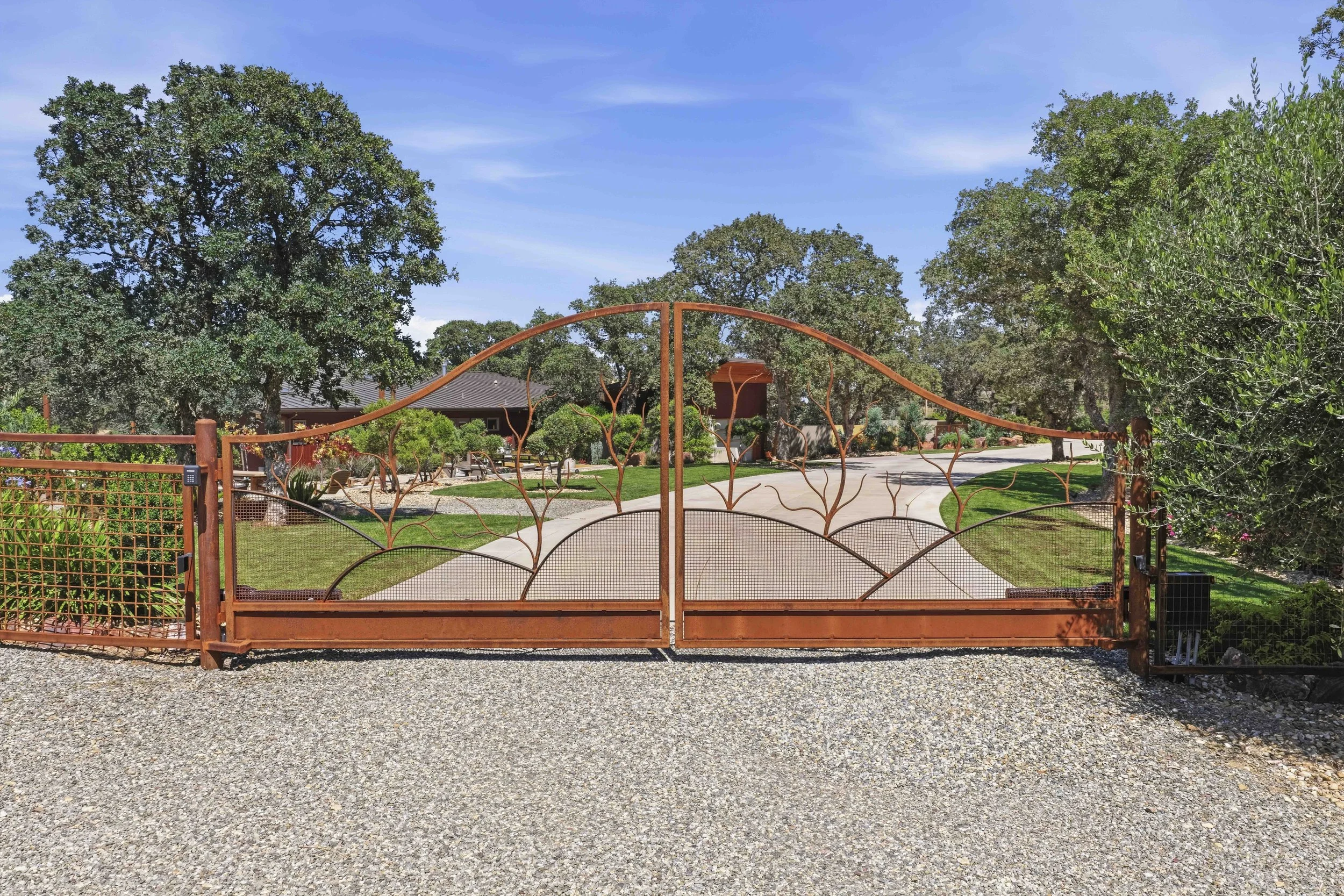 26000 Venado Dr - Daytime _17_1.jpg
