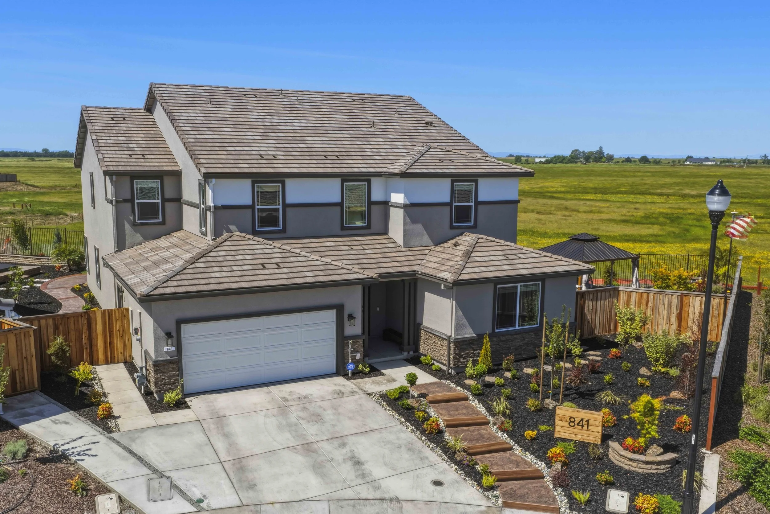 841 Rosette Ct - 5.jpg