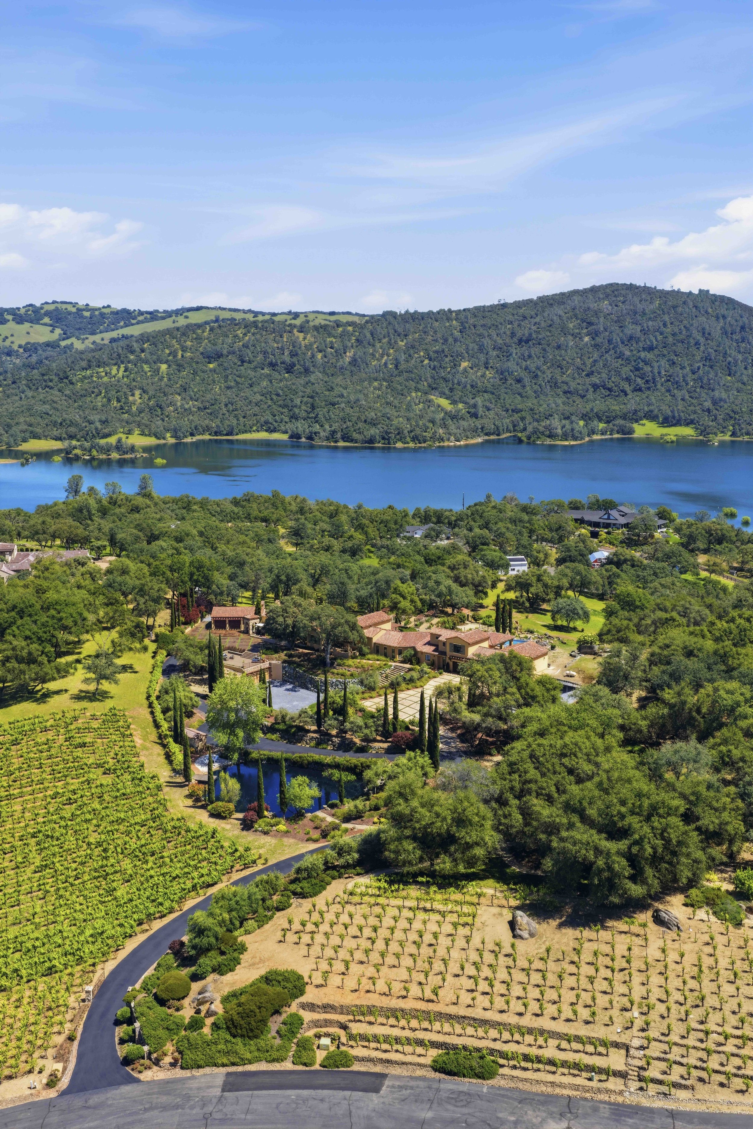9688 Clos Du Lac Cir 3.jpg