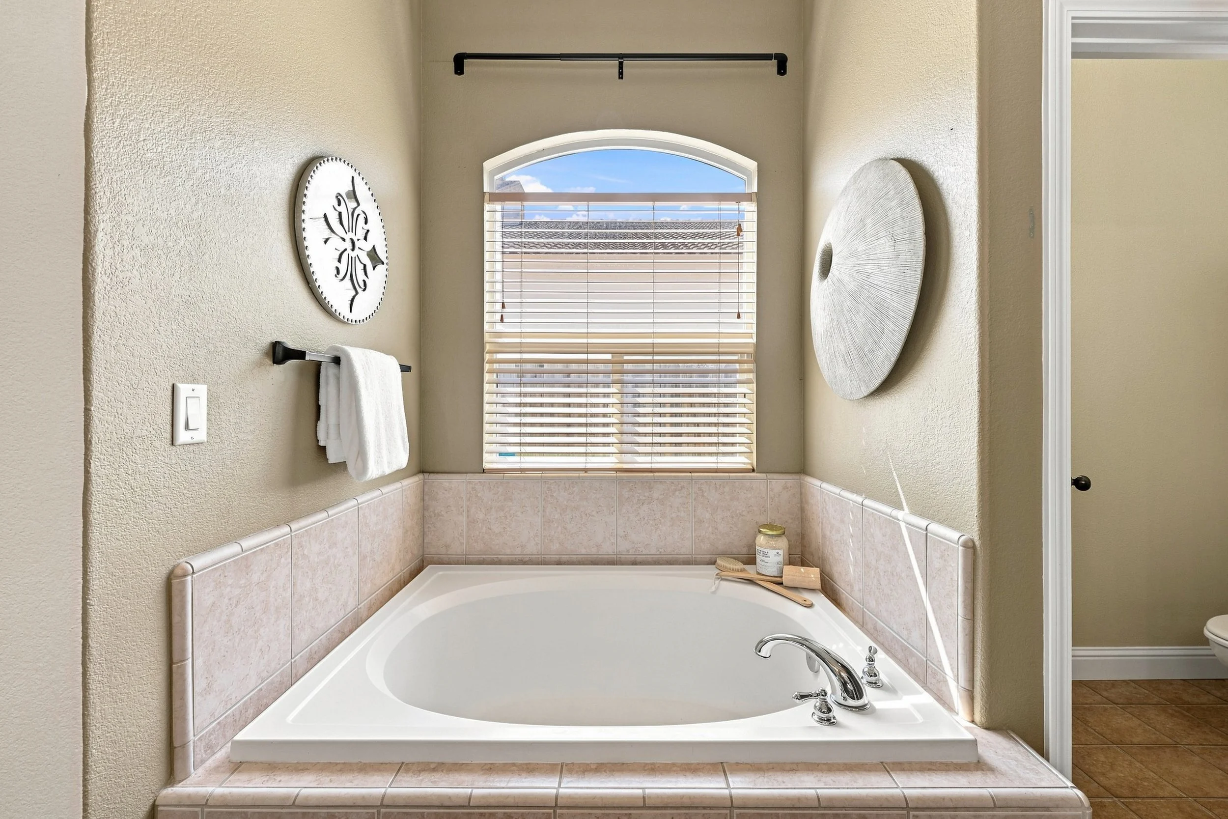 2025 San Esteban Cir _28.jpg