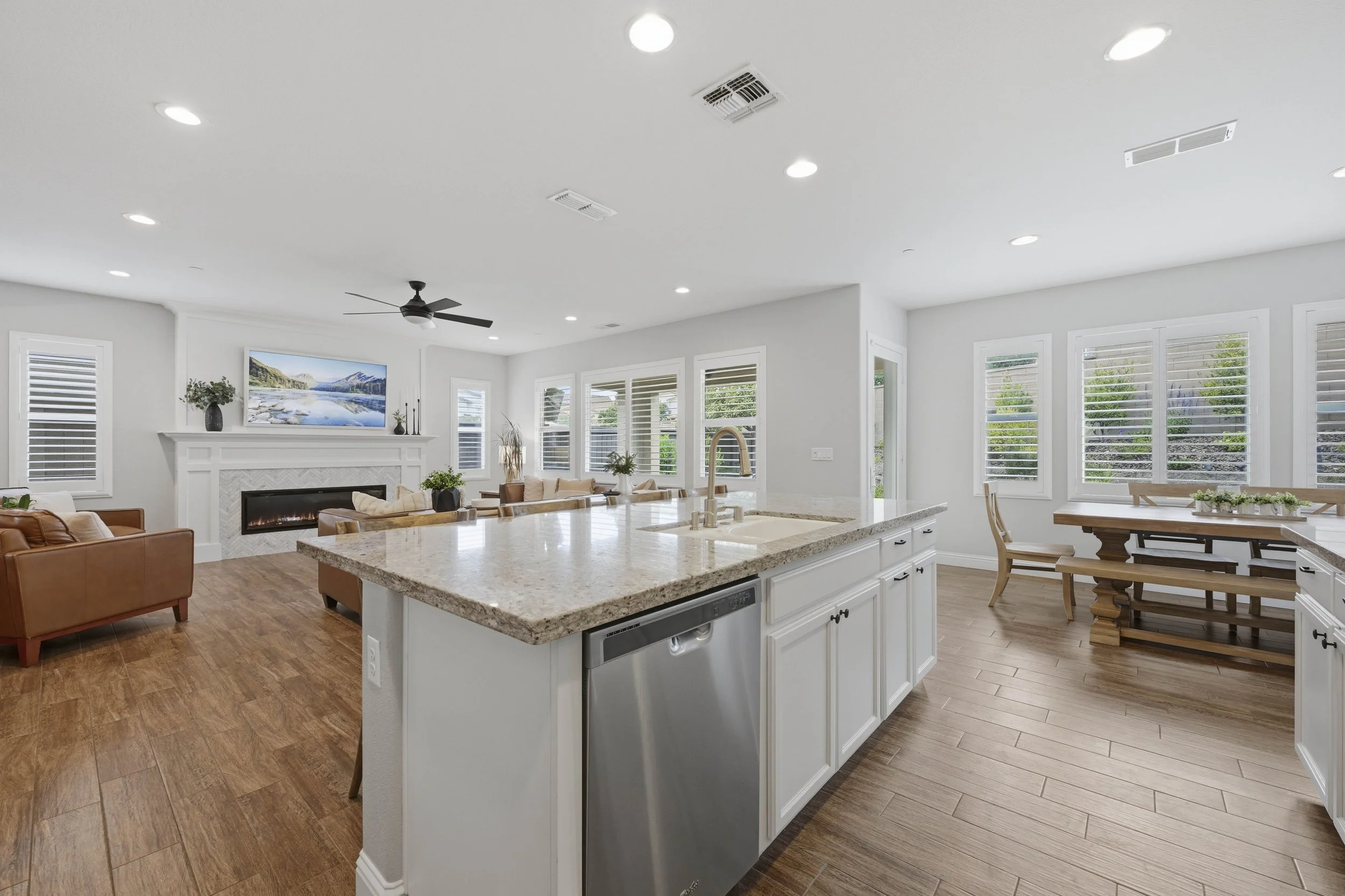 895 Calico Dr 66.jpg