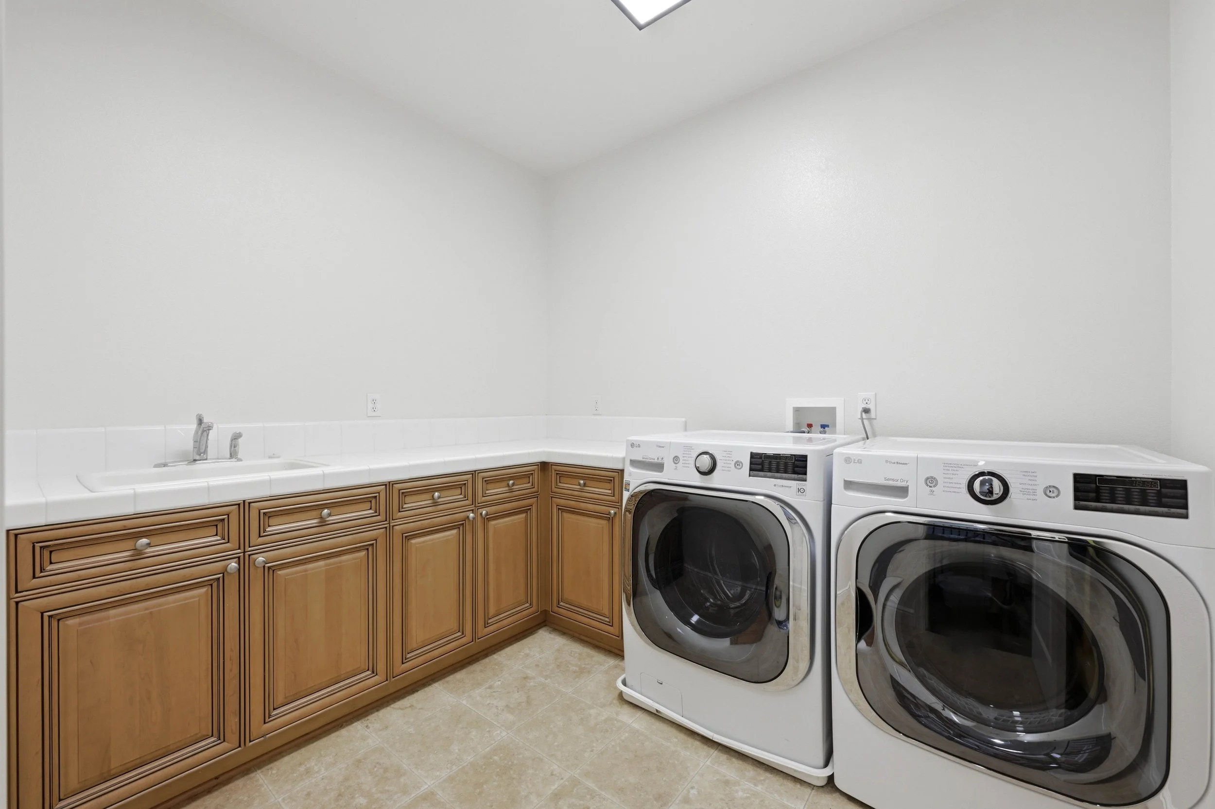 9525 Littoral St _52.jpg