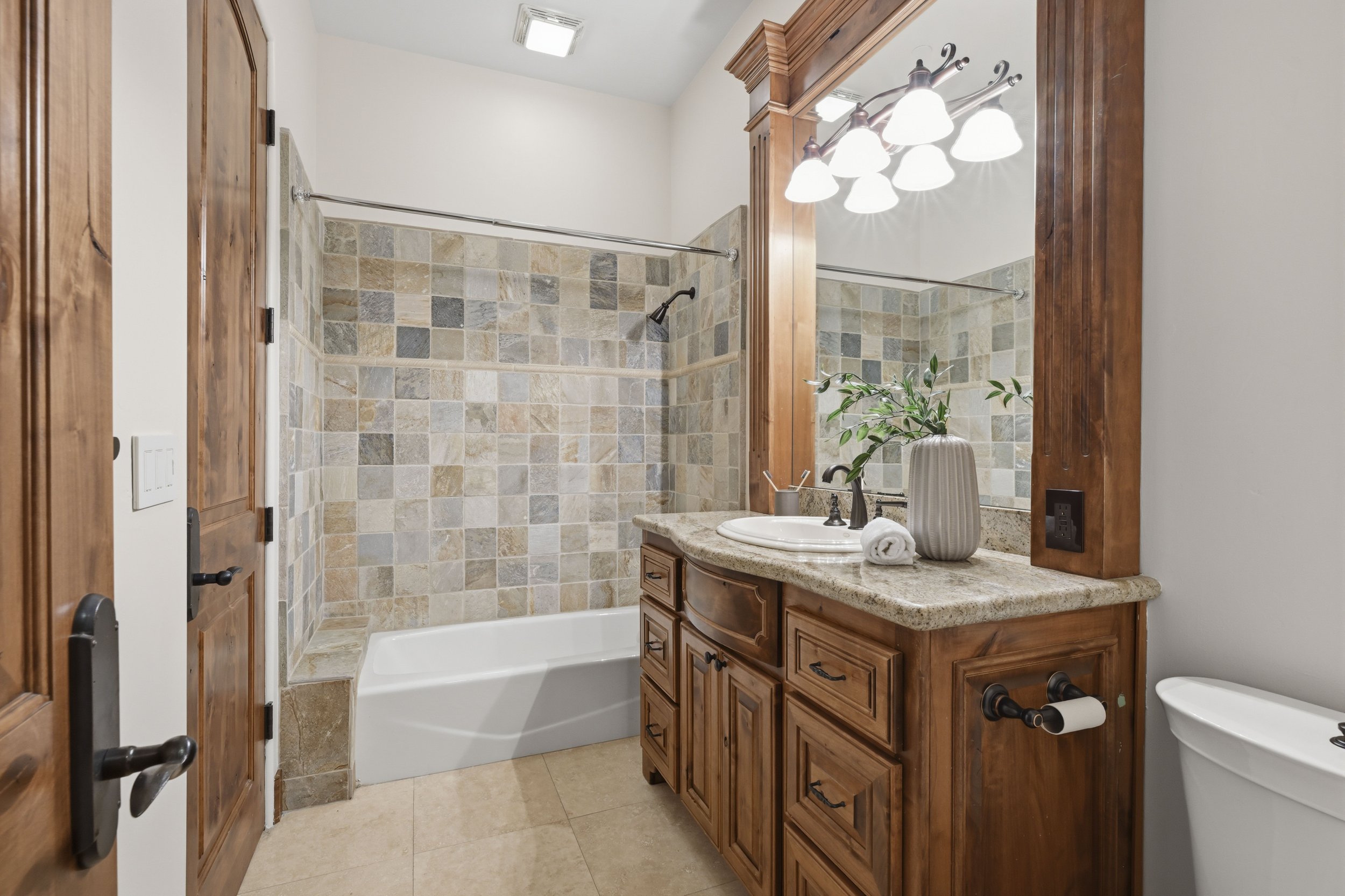 3312 Vista De Madera  108.jpg