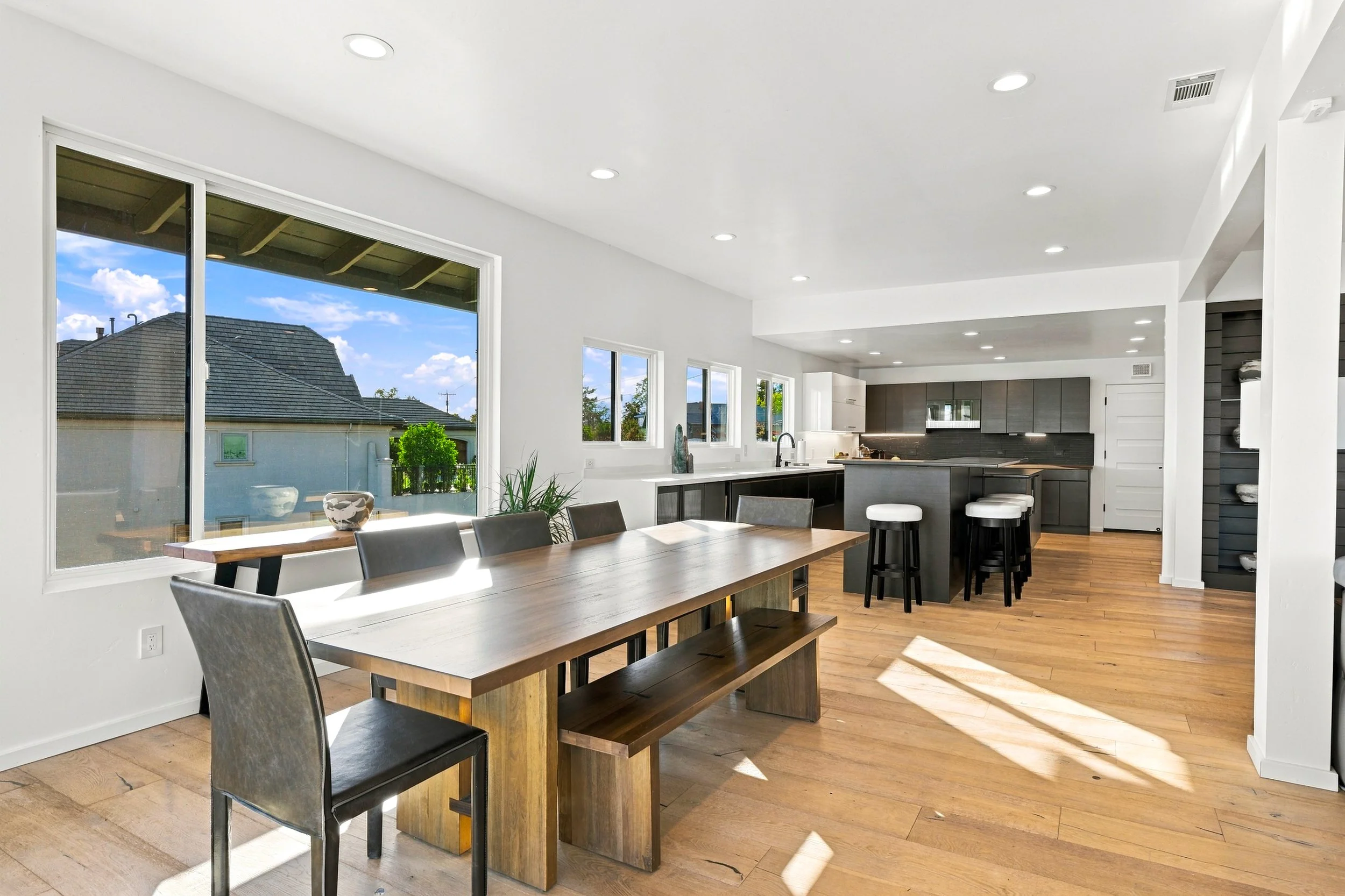 7882 Lakeshore Dr 30.jpg