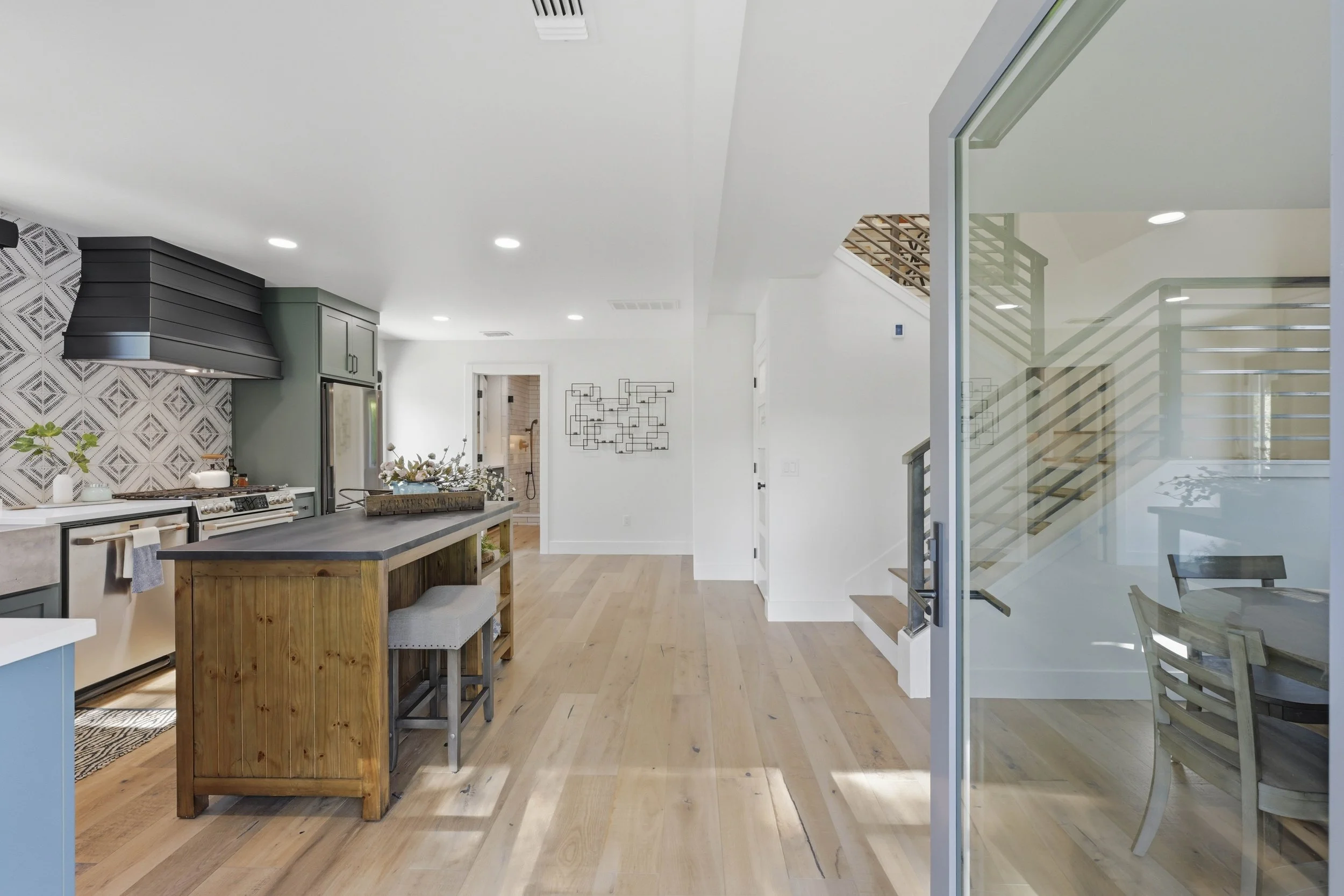 7905 Brook Ct 126.jpg