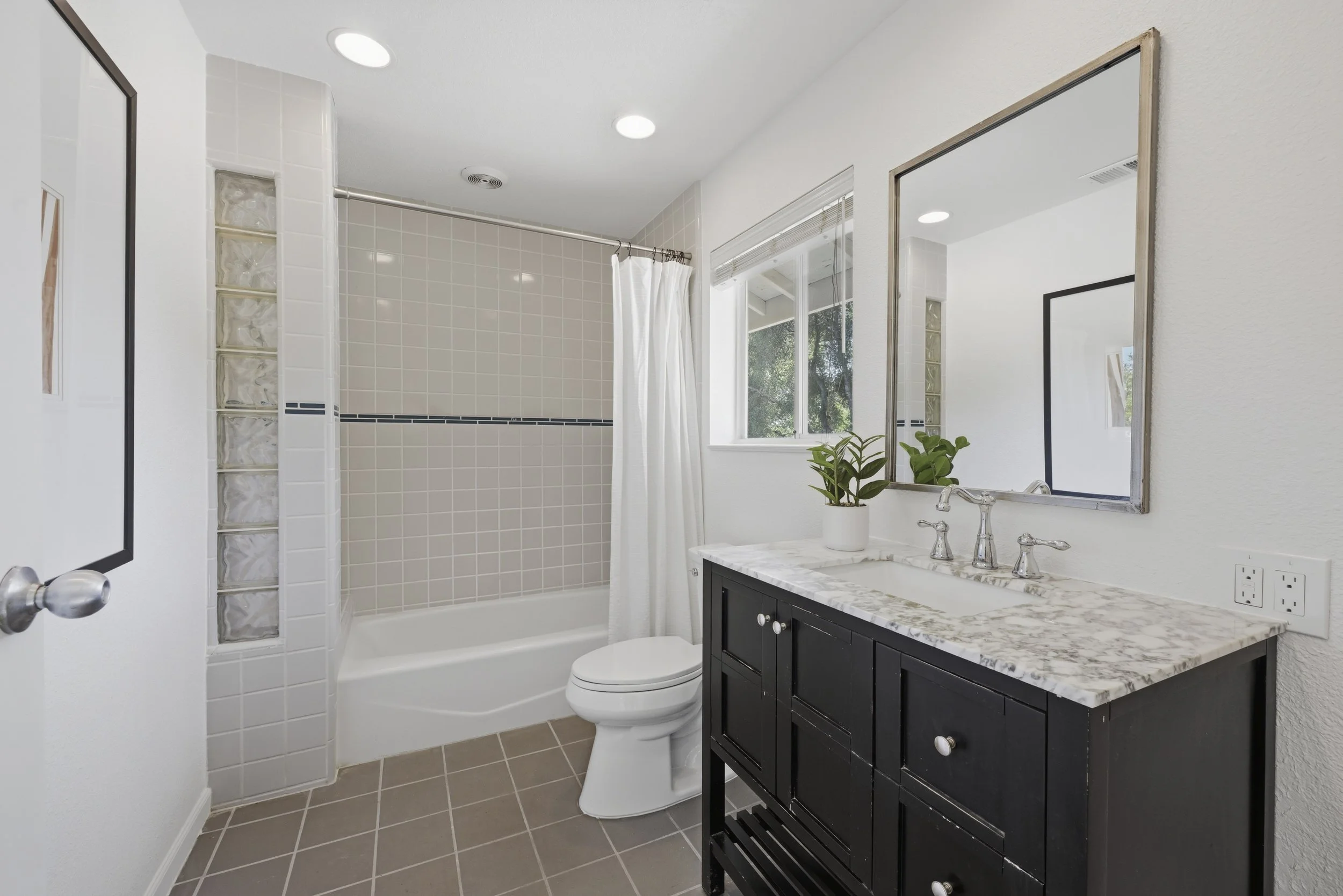 7585 Gold Dr 119.jpg