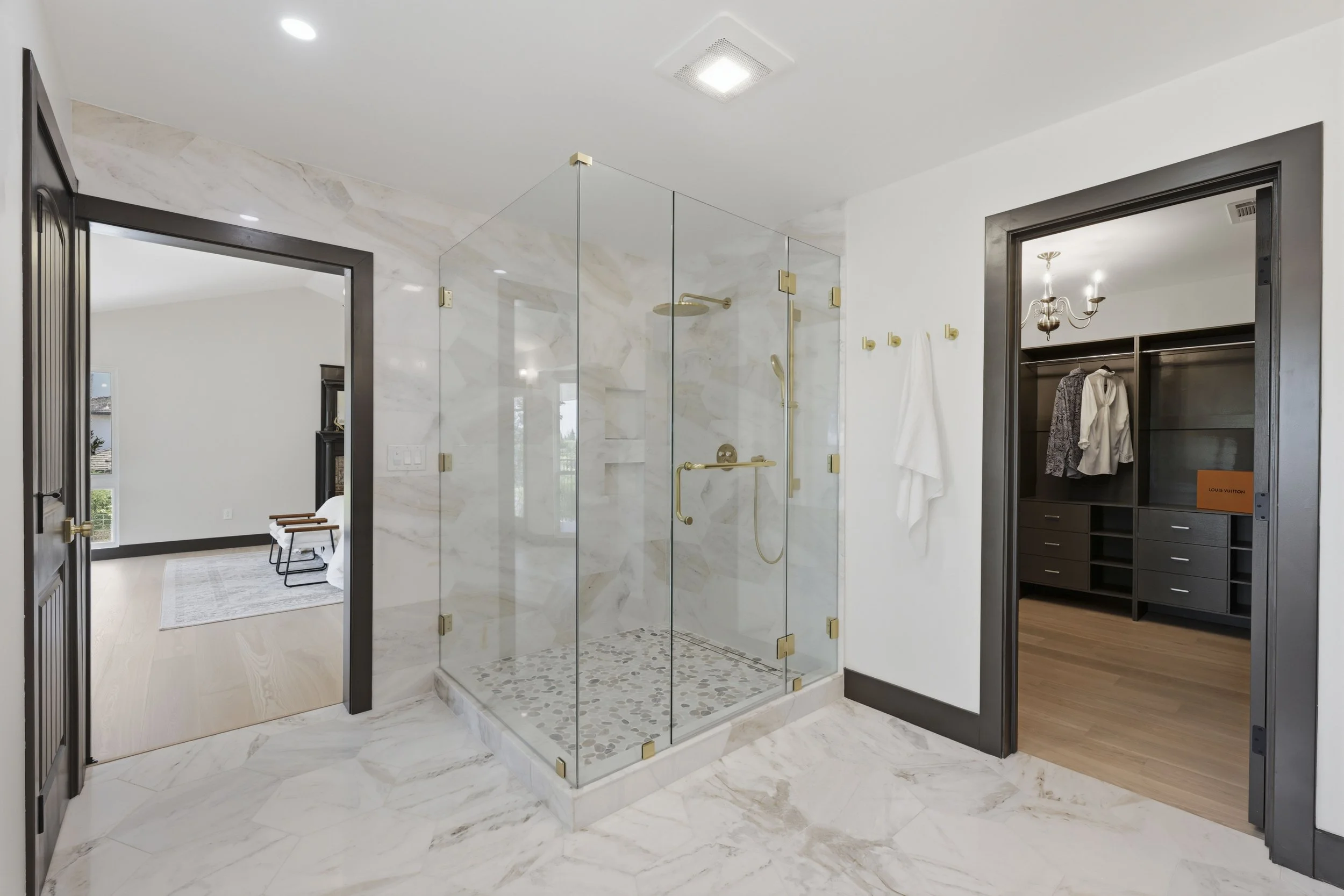 9815 Mira Del Rio Dr 105.jpg