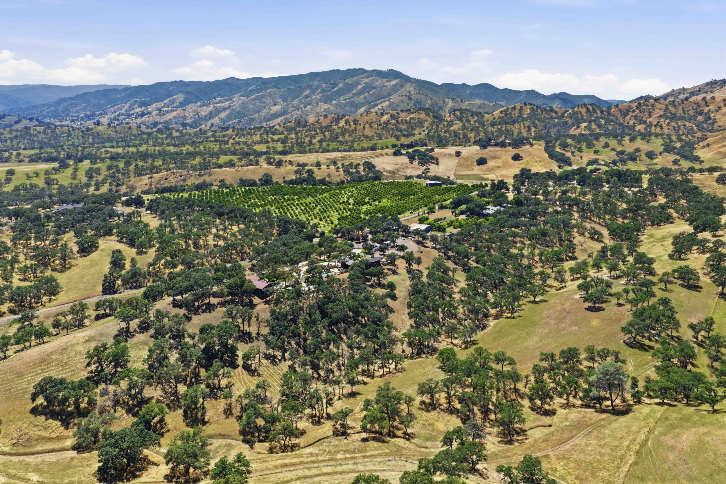 26000 Venado Dr - Daytime _3_1.jpg