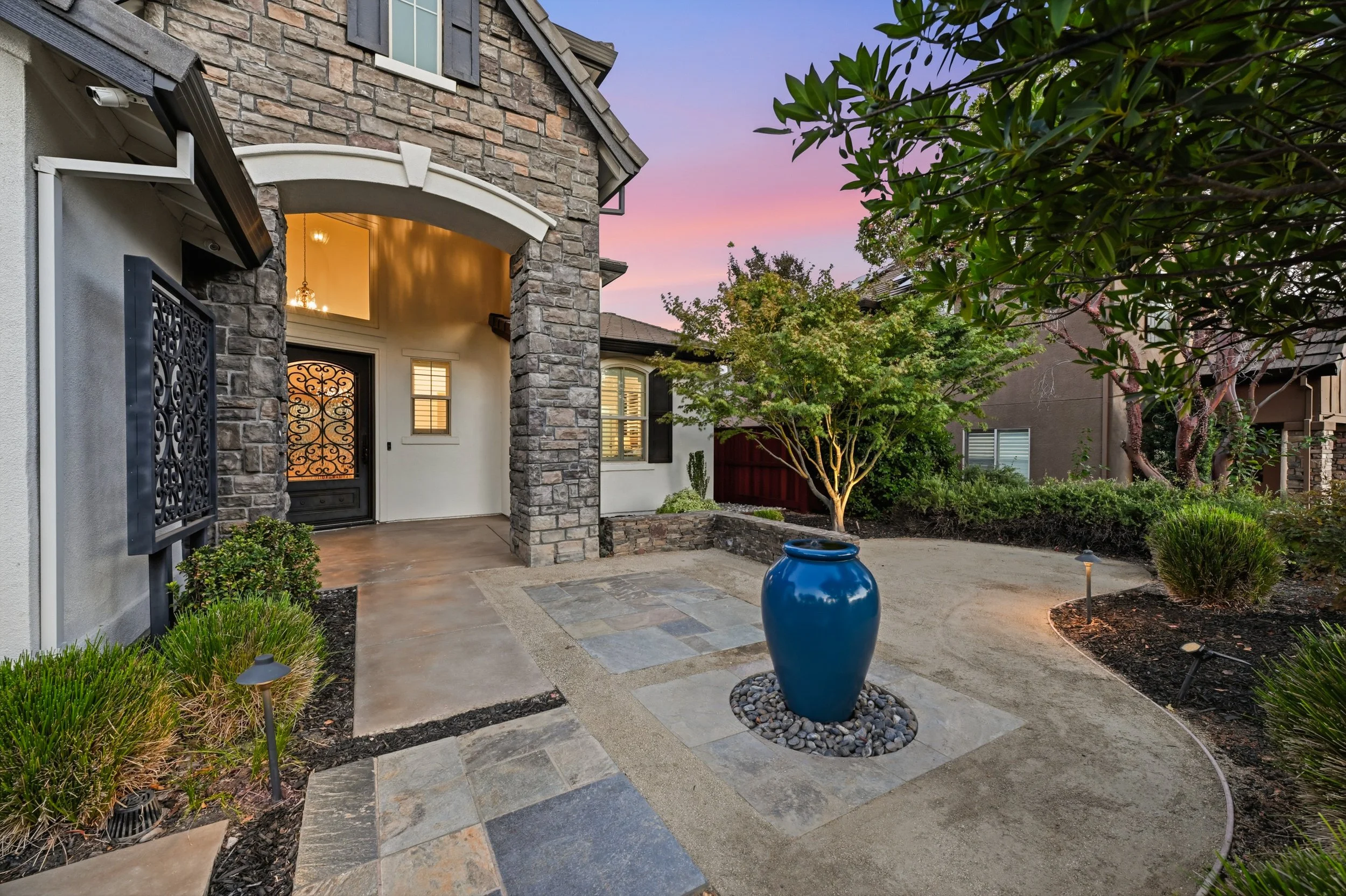 3391 Black Oak Dr 18.jpg