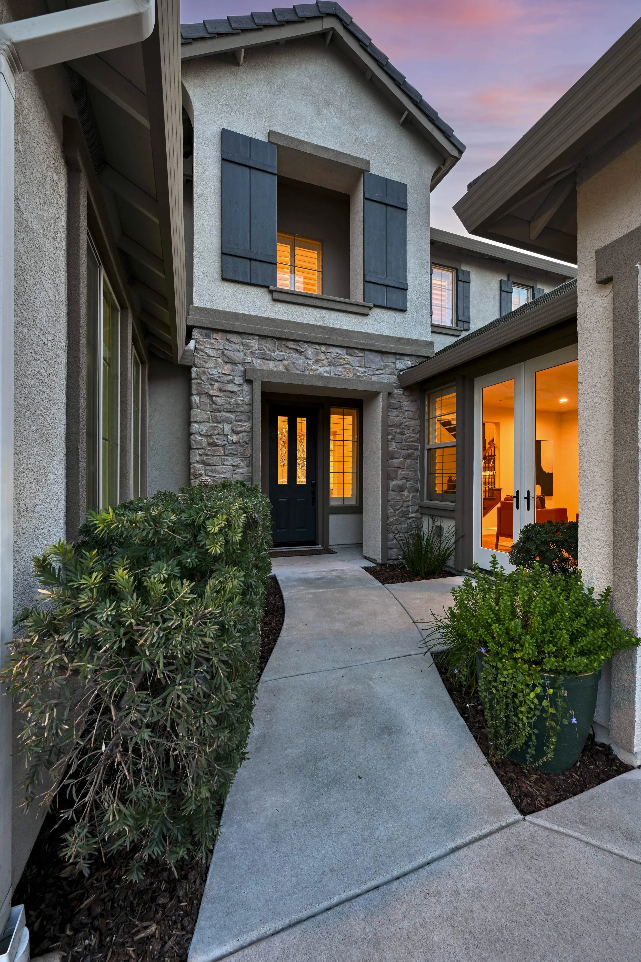 2714 Hidden Trail Loop 12.jpg