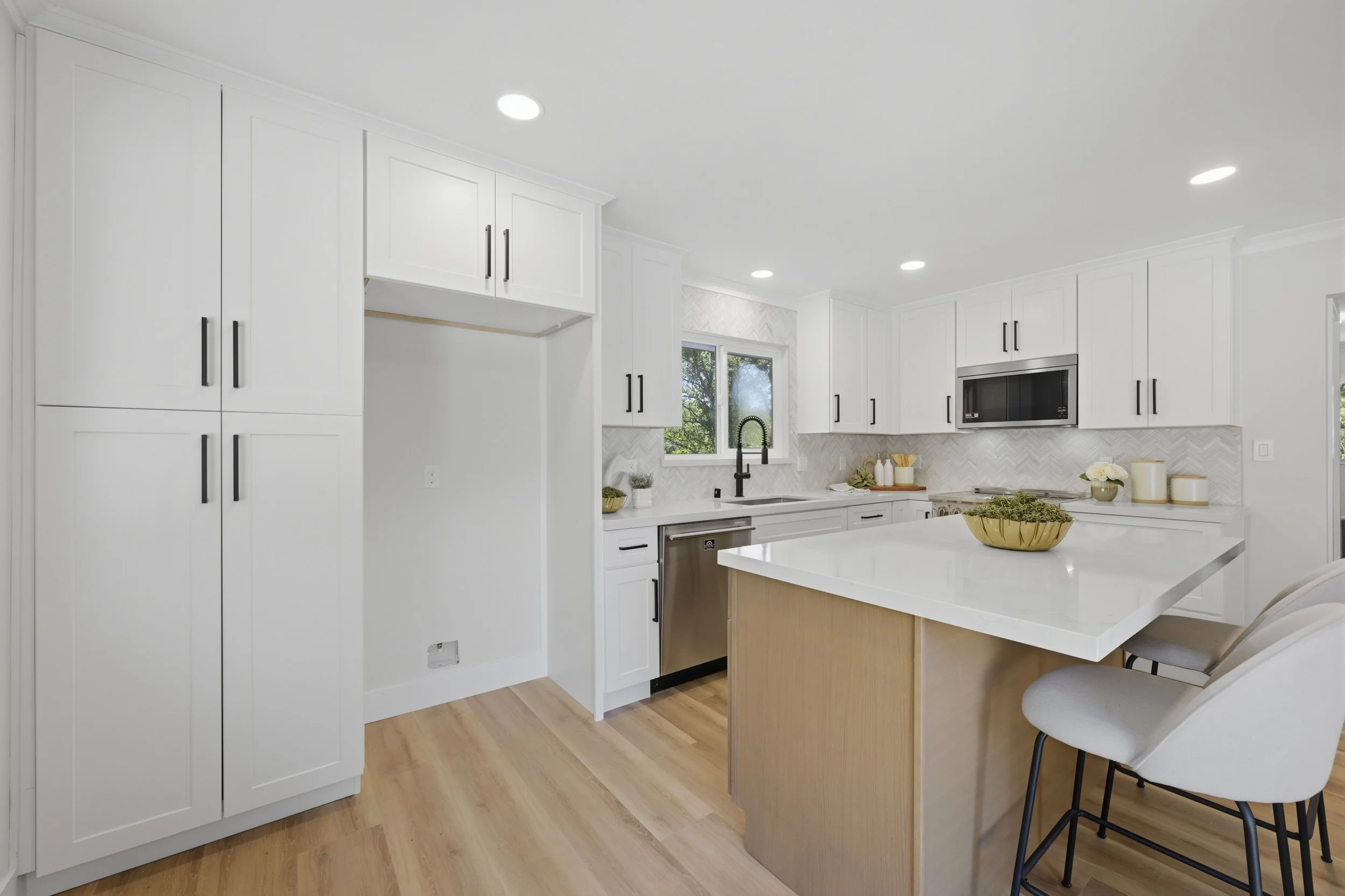 8177 N Lake Cir 33.jpg