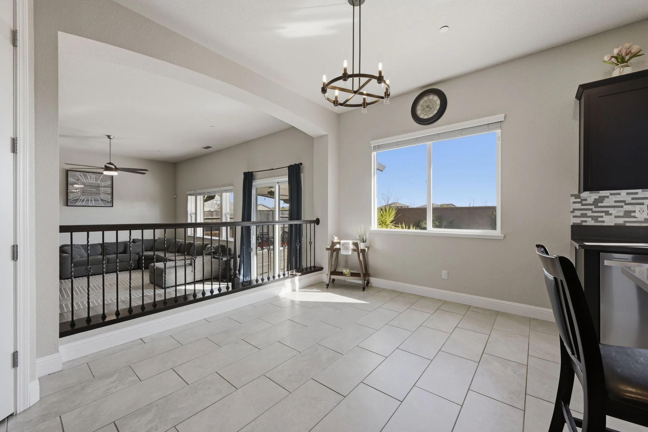 2012 Van Ruiten Dr _12.jpg