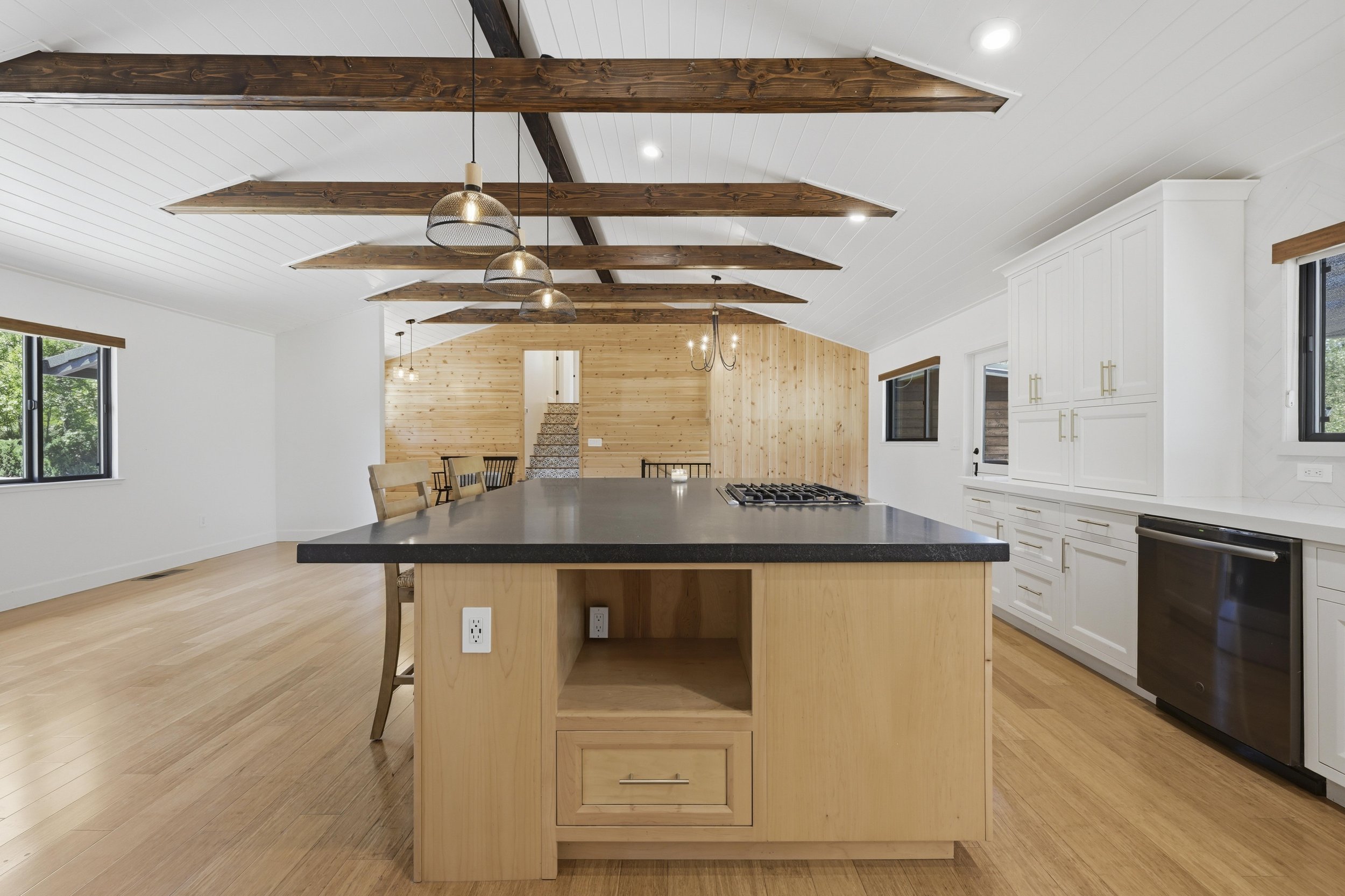 4440 Lawrence Dr _39.jpg