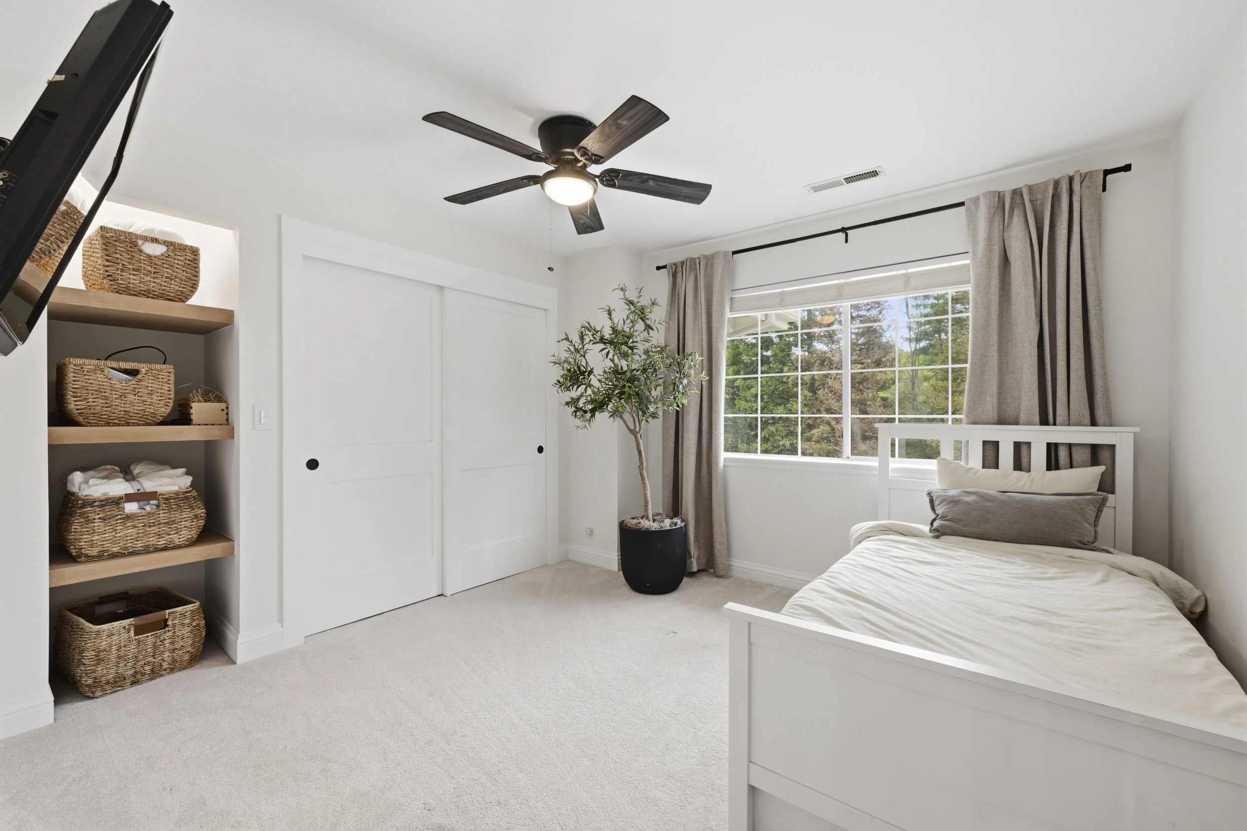 9660 Los Lagos Cir North - 79.jpg