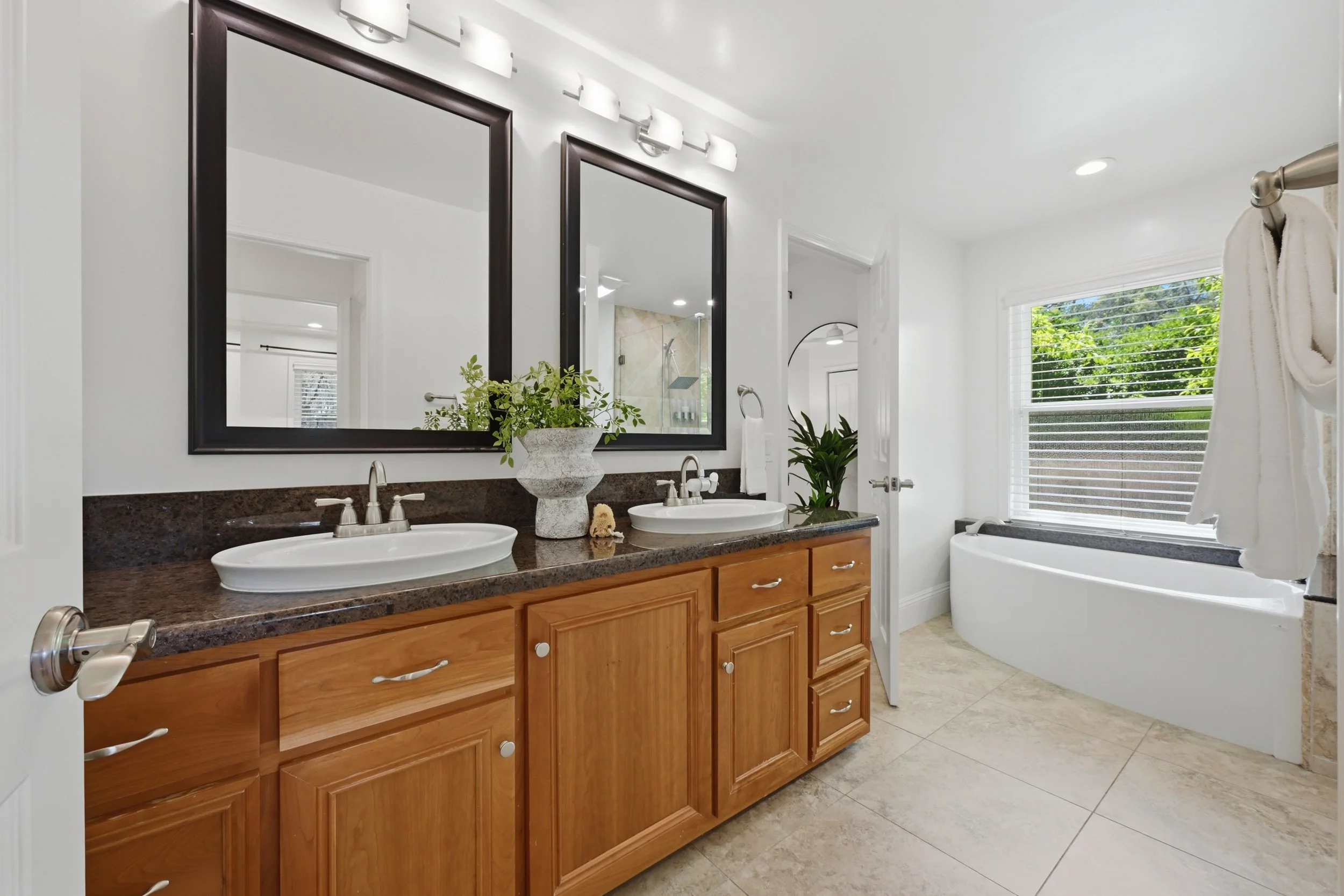 1194 Shetland Way - 80.jpg