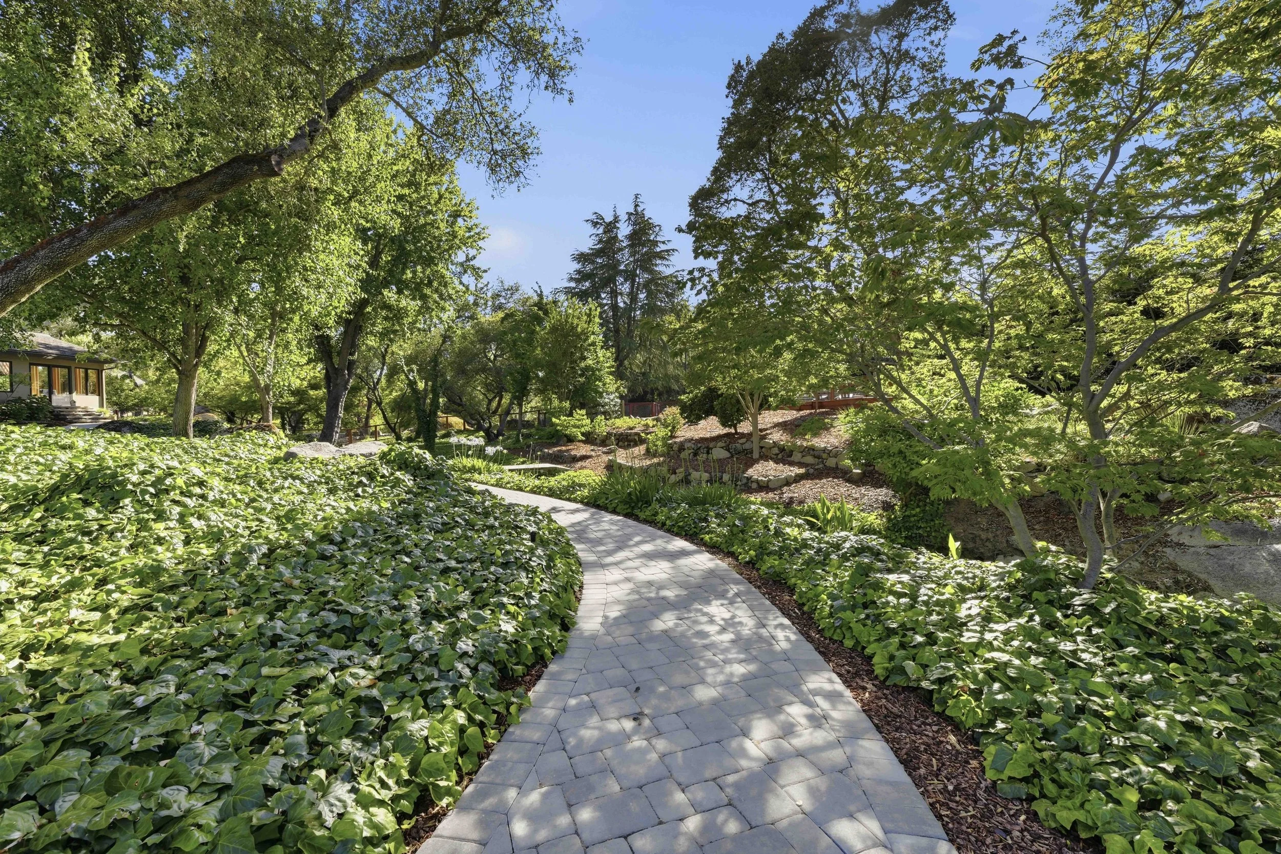 7905 Brook Ct 114.jpg