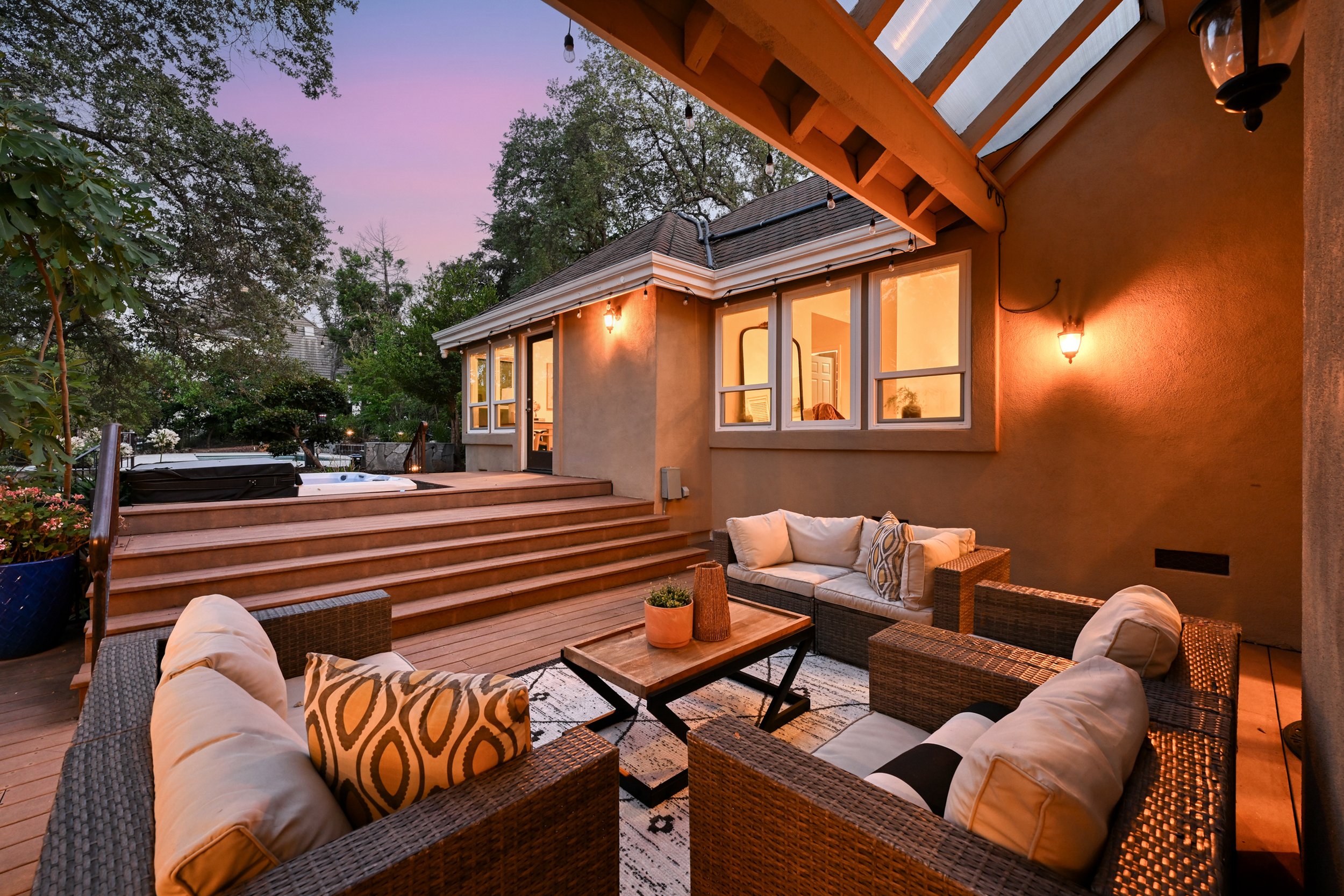 1194 Shetland Way - 16.jpg