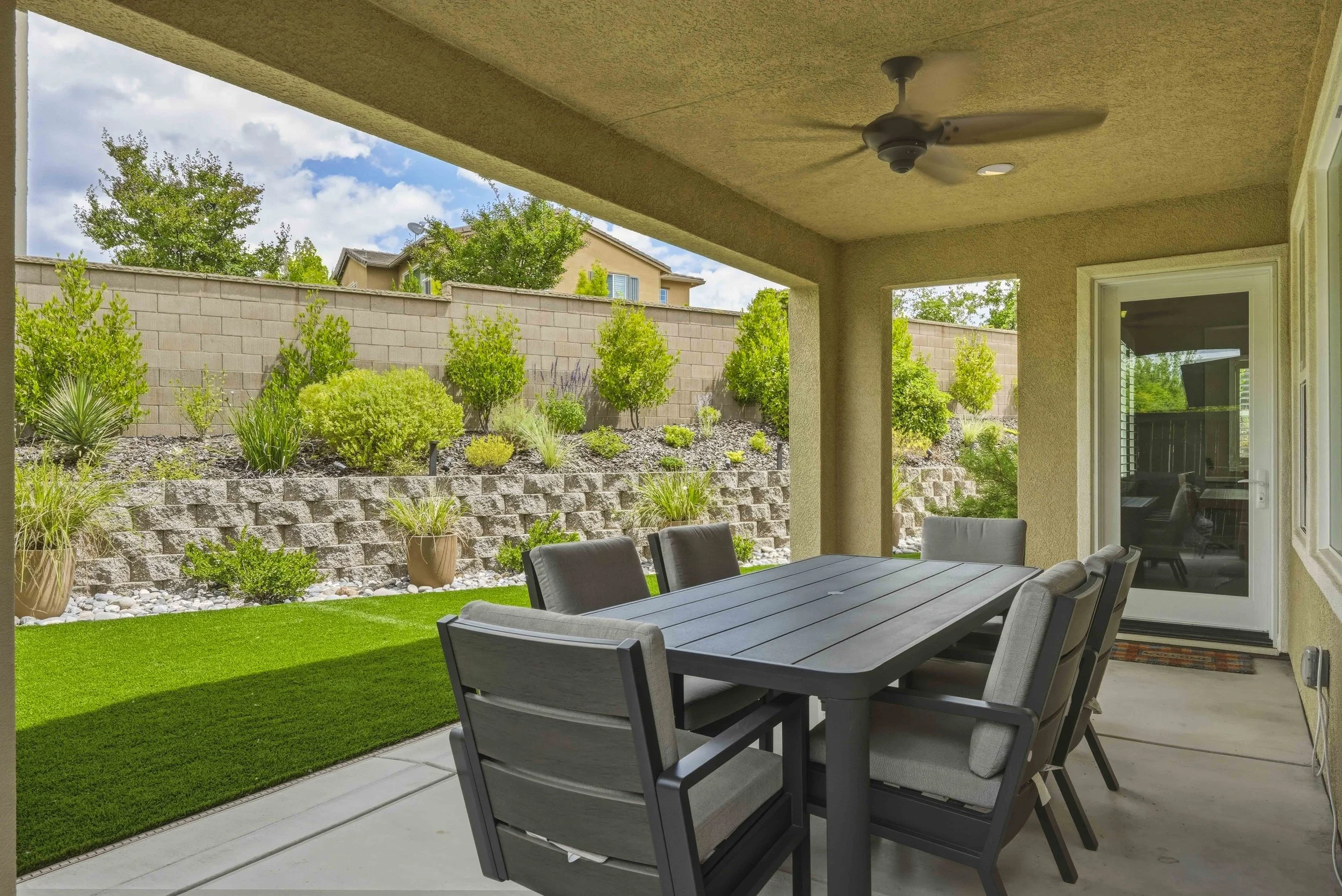 895 Calico Dr 91.jpg