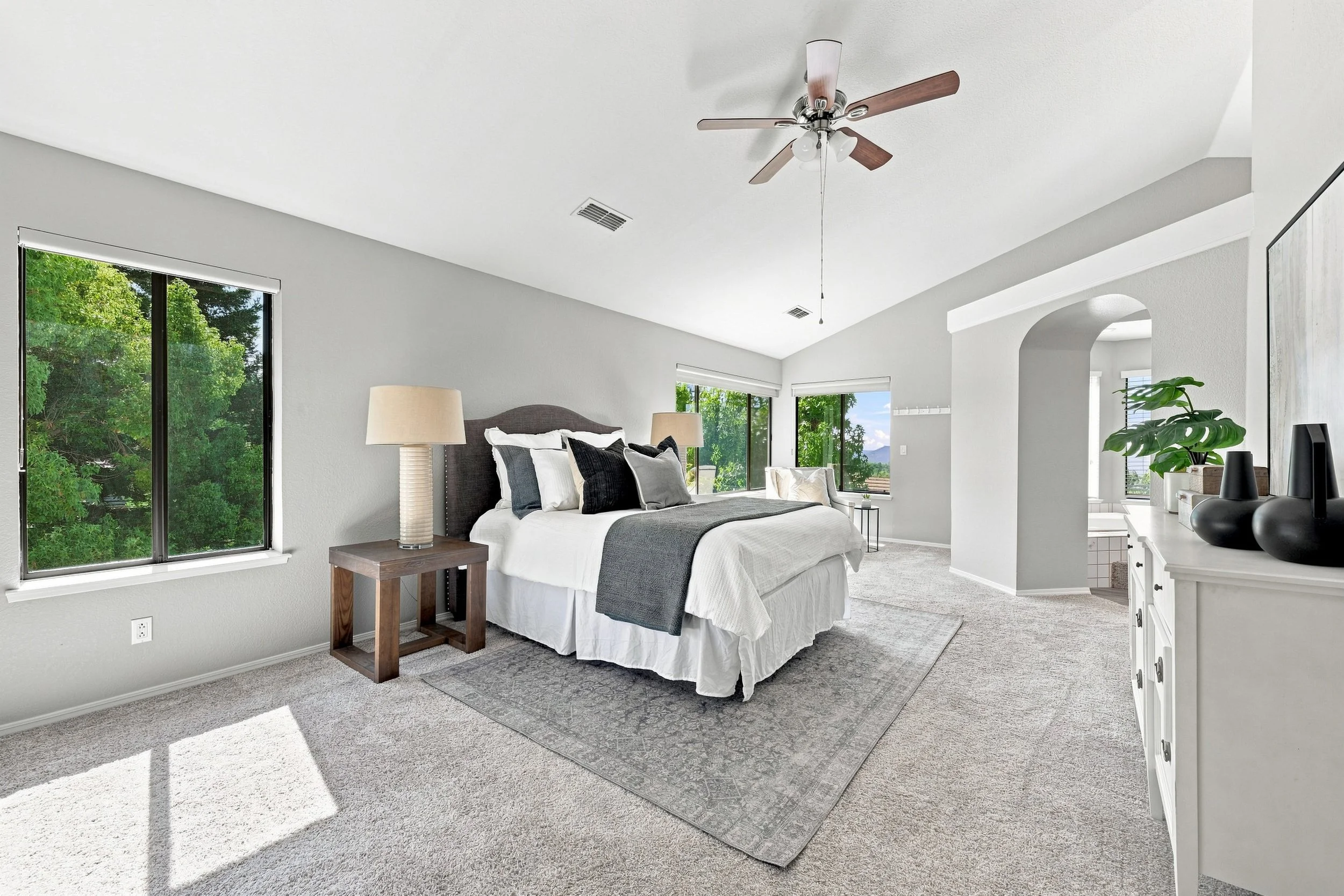 1610 Foxridge Cir 42.jpg