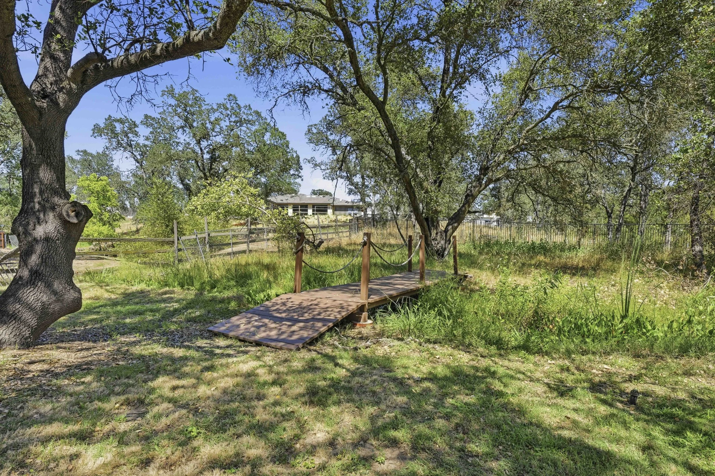 4440 Lawrence Dr _81.jpg