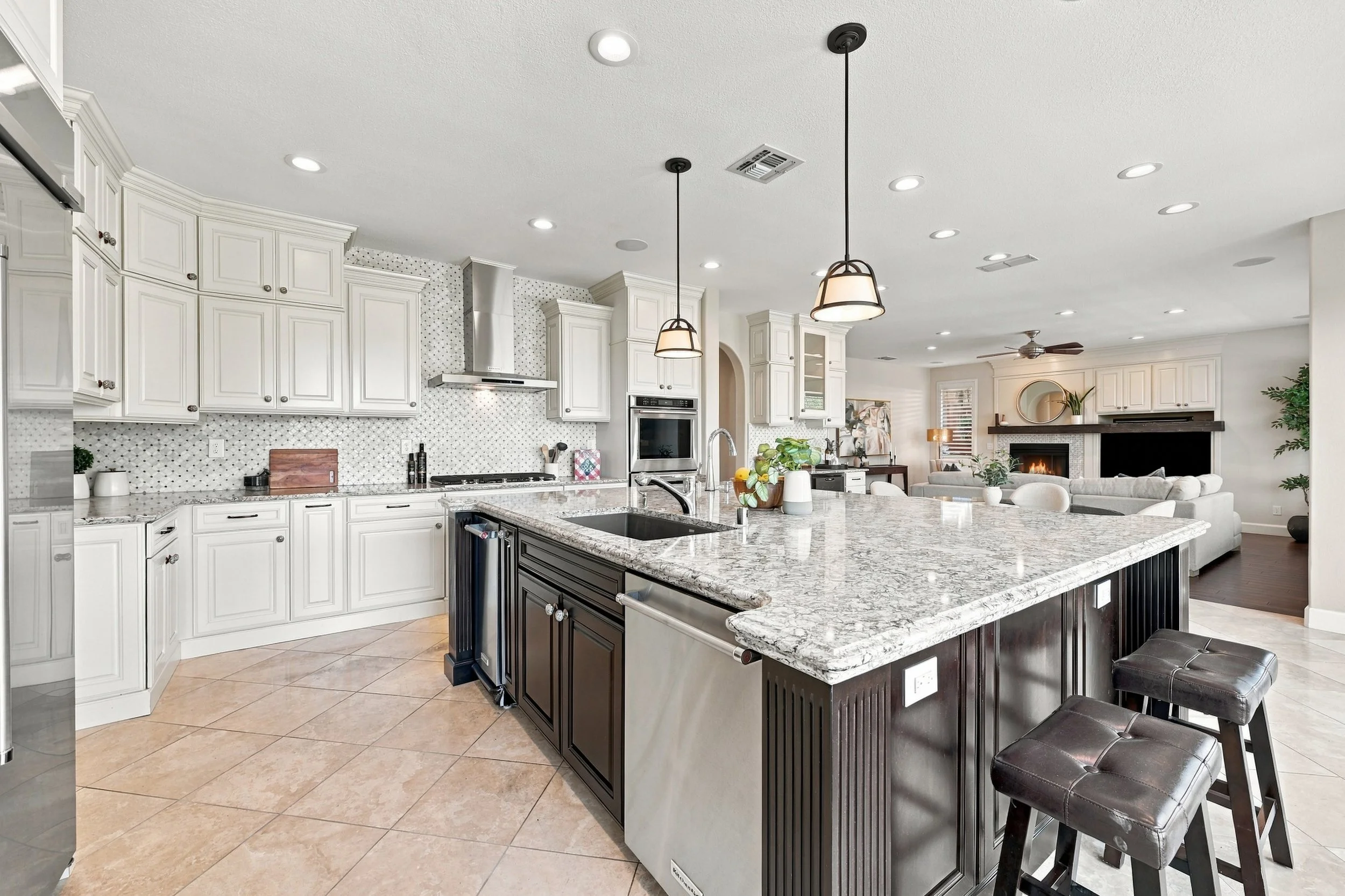 3391 Black Oak Dr 70.jpg