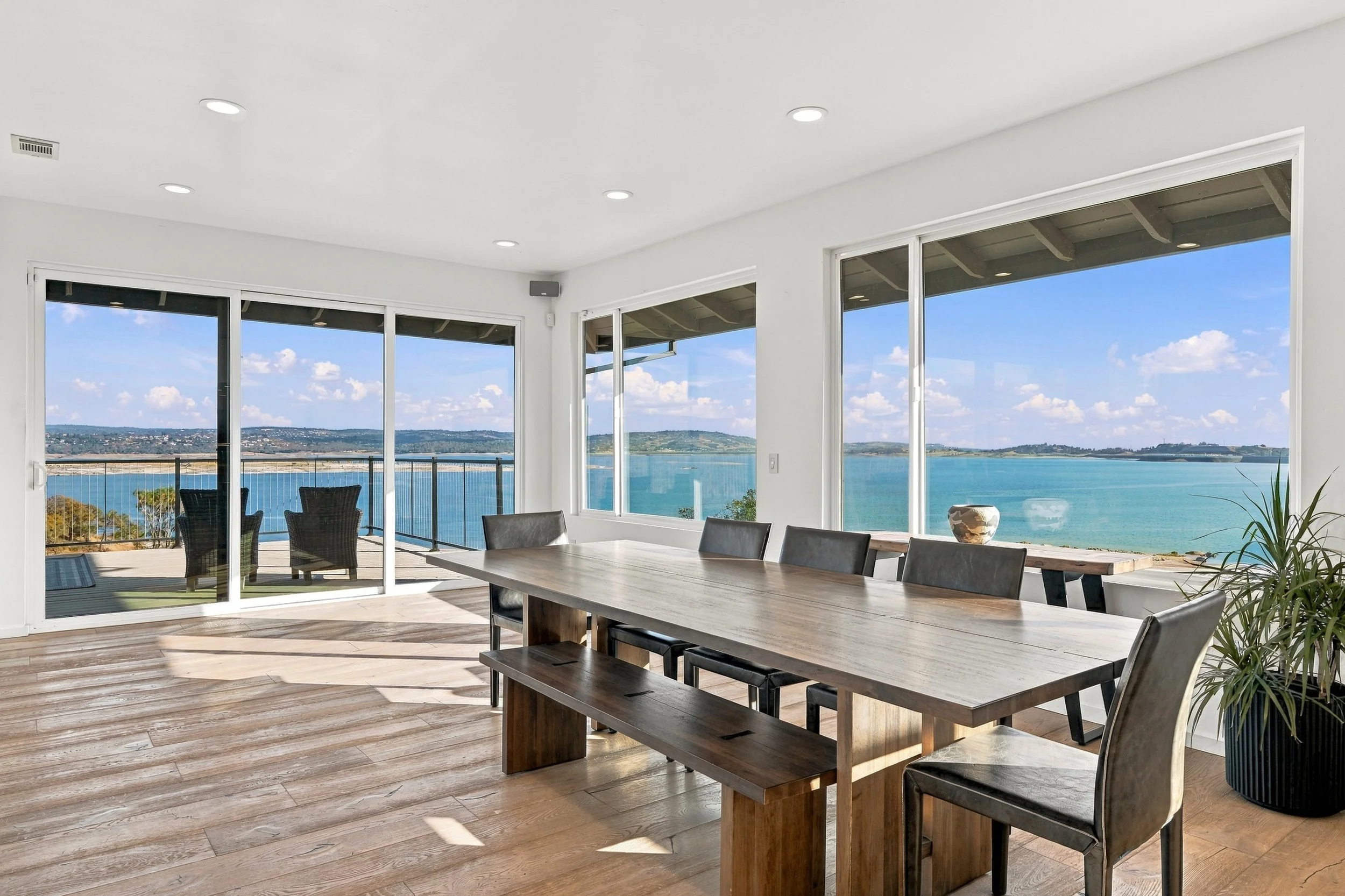 7882 Lakeshore Dr 25.jpg