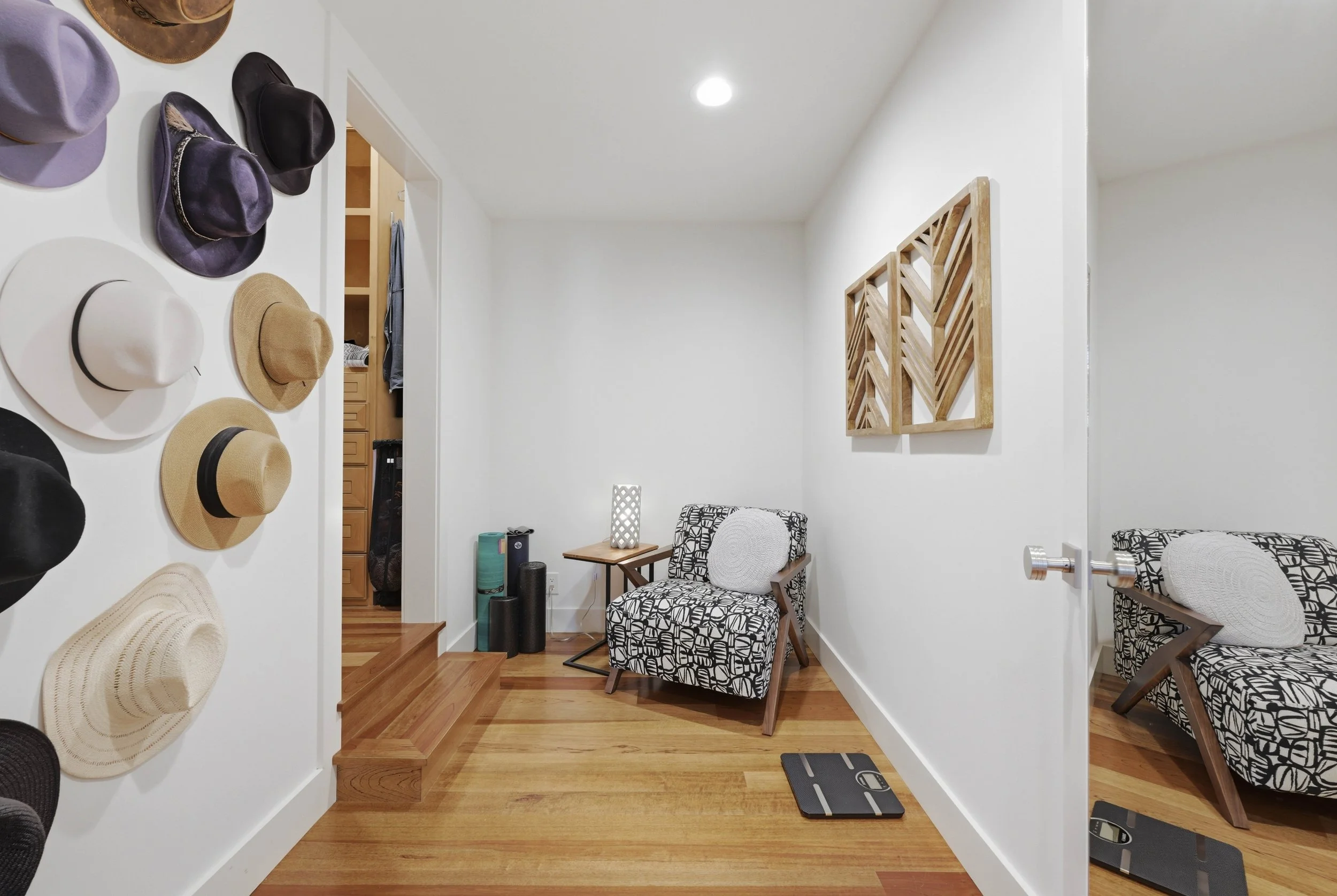 7905 Brook Ct 76.jpg
