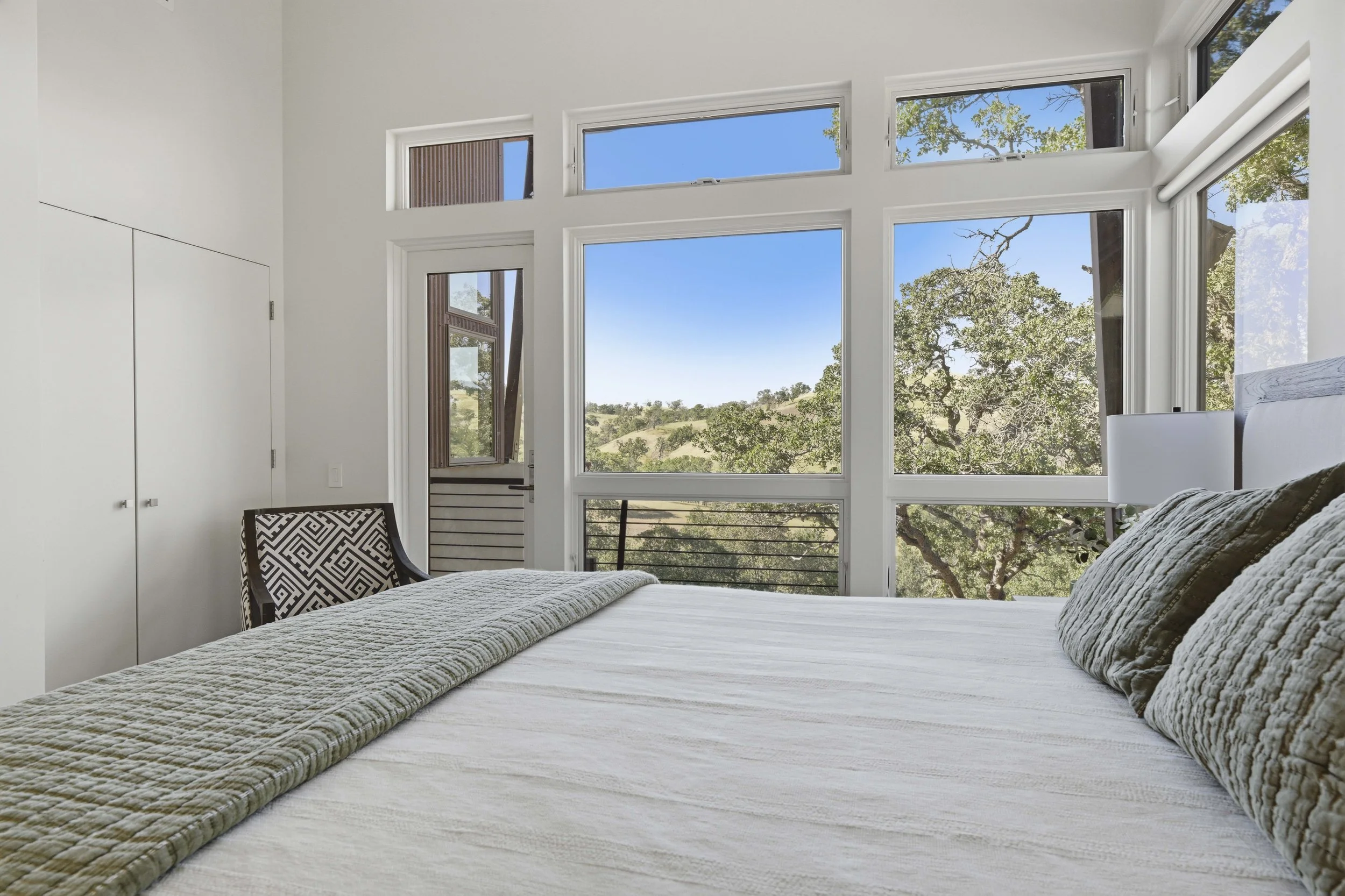 26000 Venado Dr - Main House  - 38.jpg