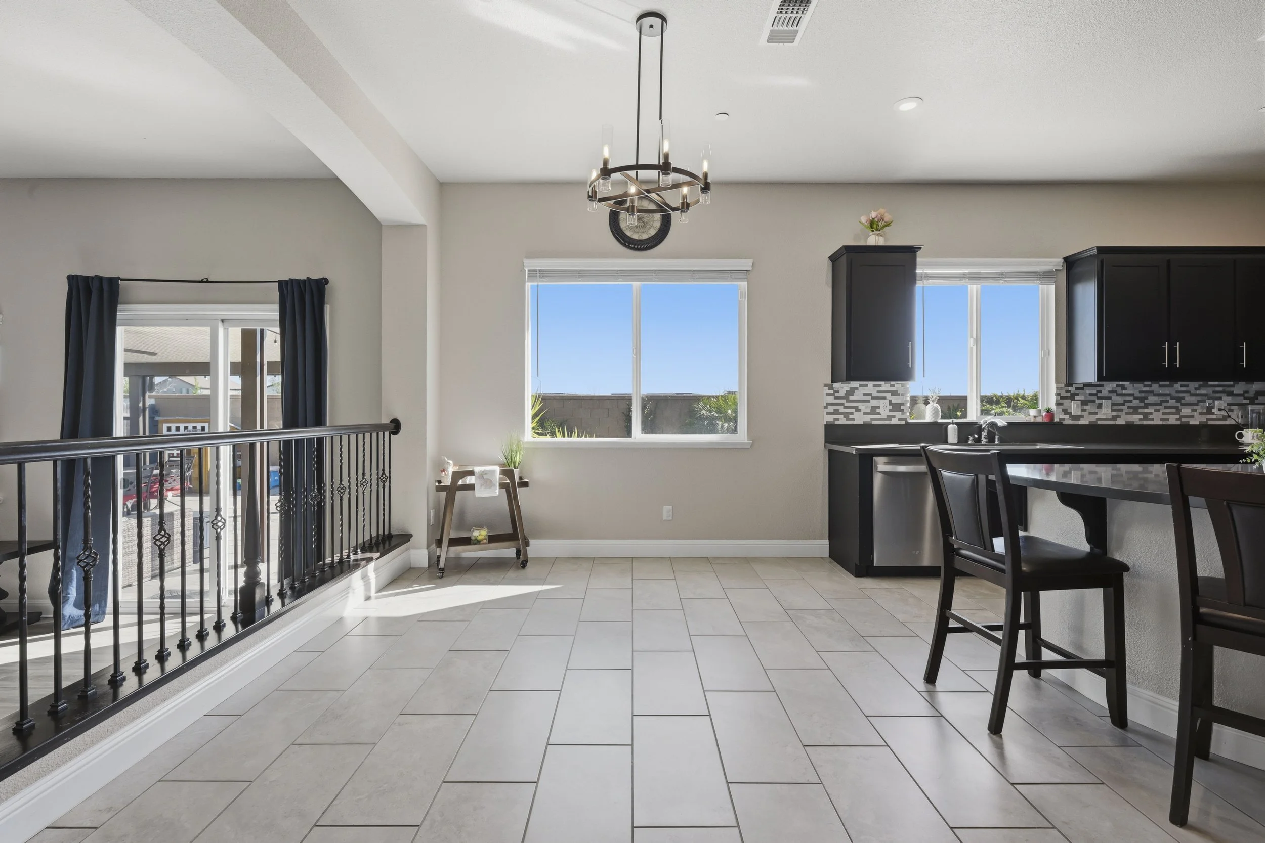 2012 Van Ruiten Dr _11.jpg