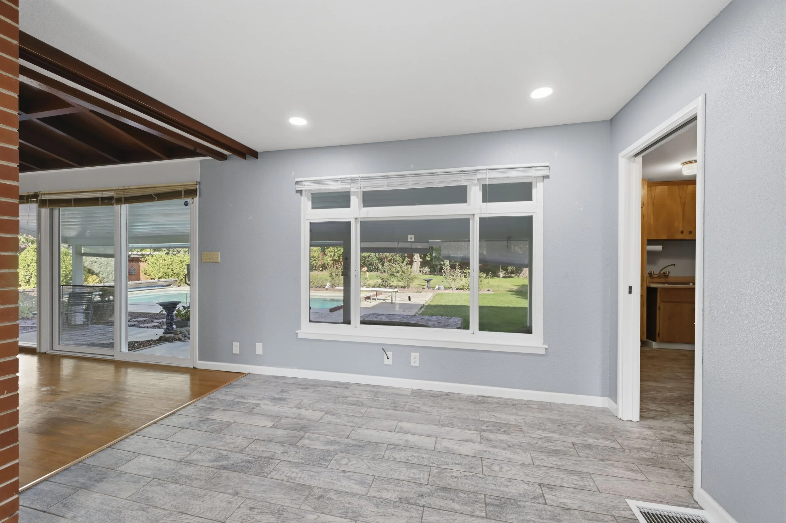 1820 Richmond St 26.jpg