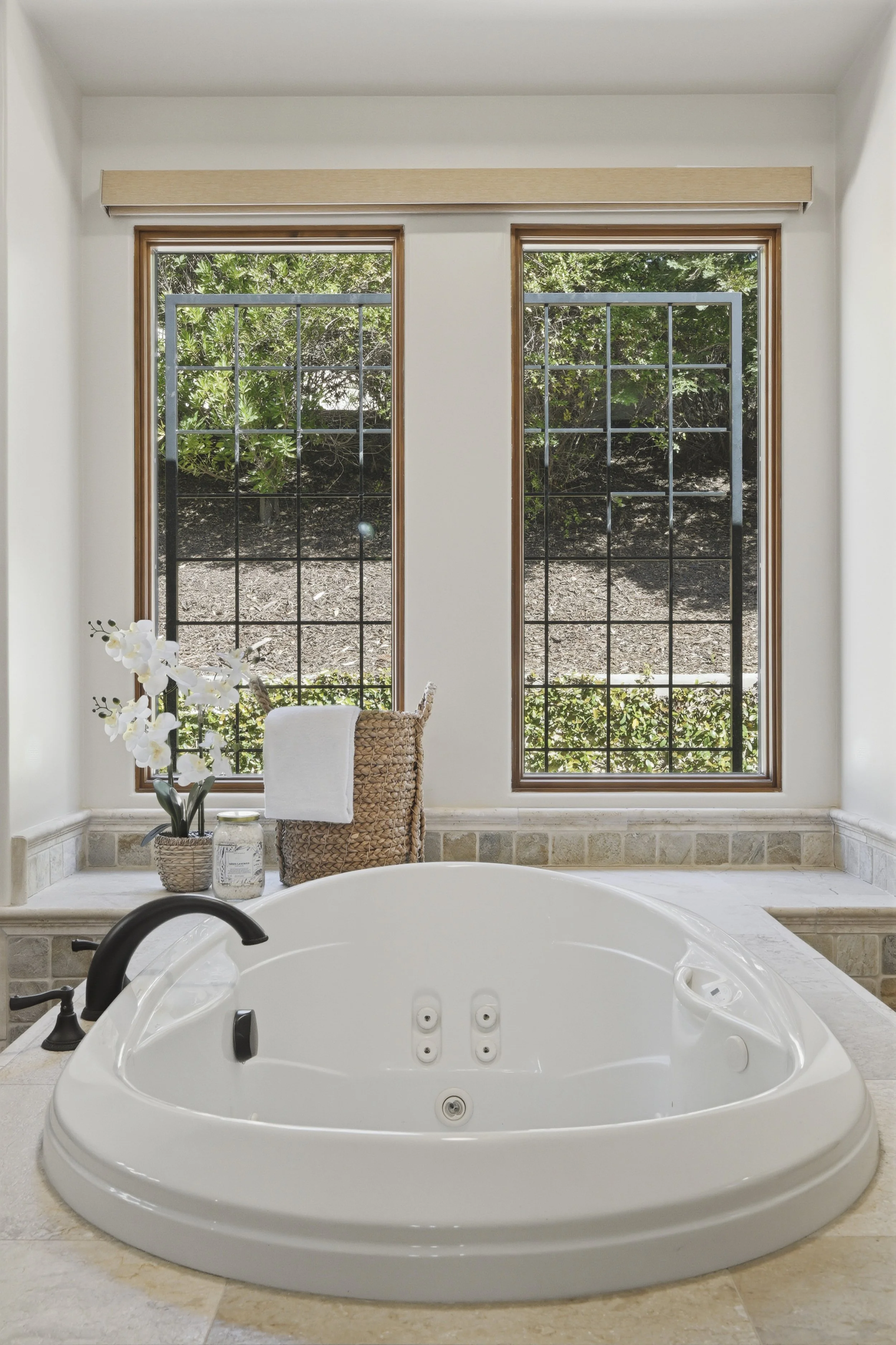 3312 Vista De Madera  100.jpg