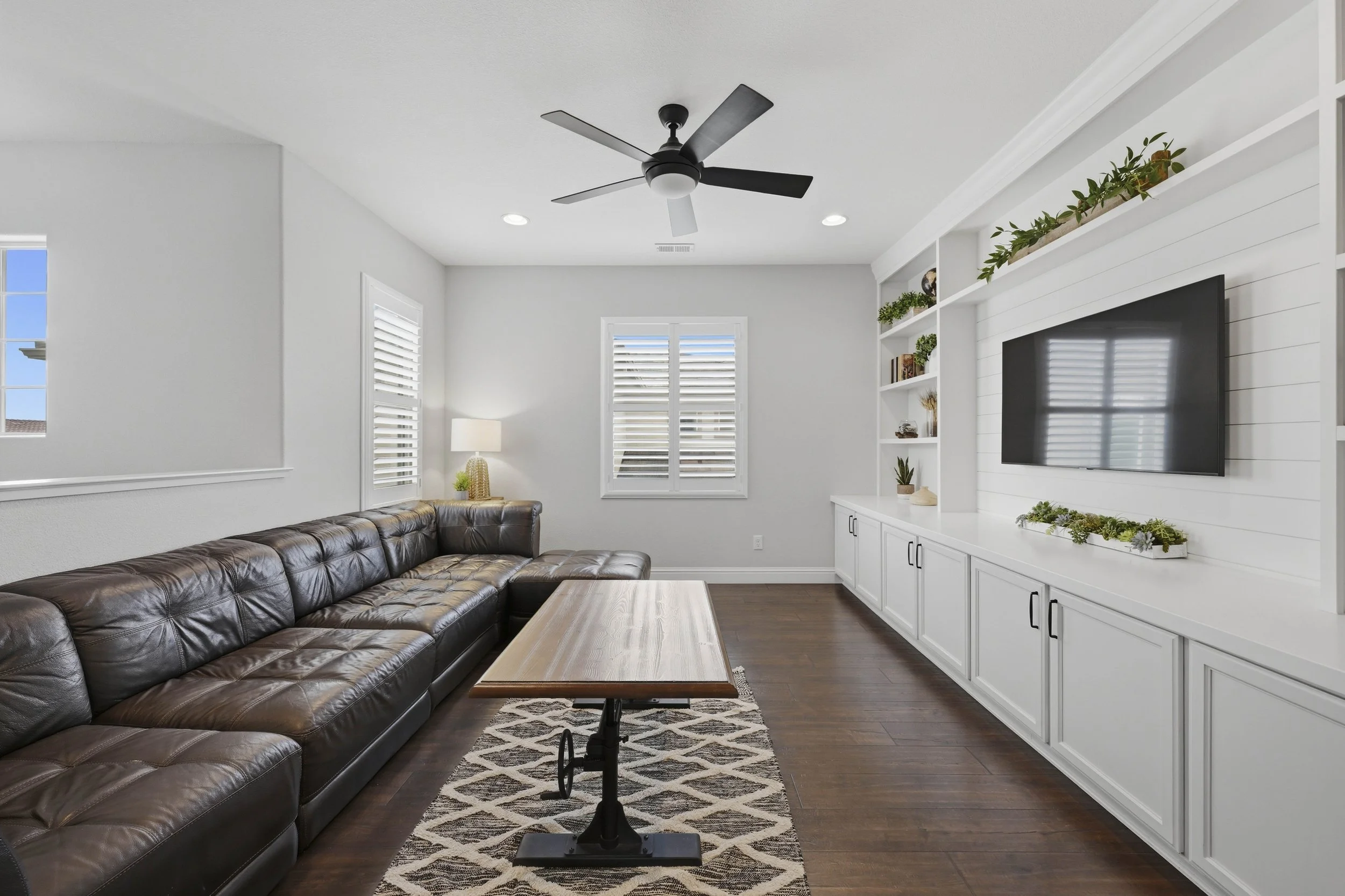 895 Calico Dr 76.jpg