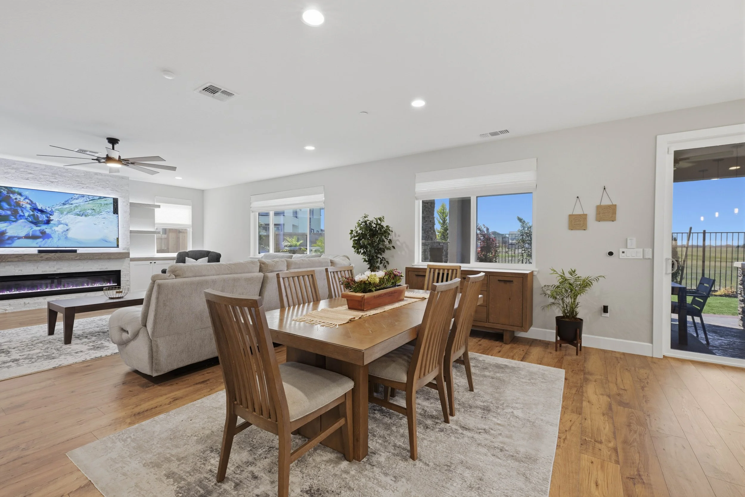 841 Rosette Ct - 40.jpg