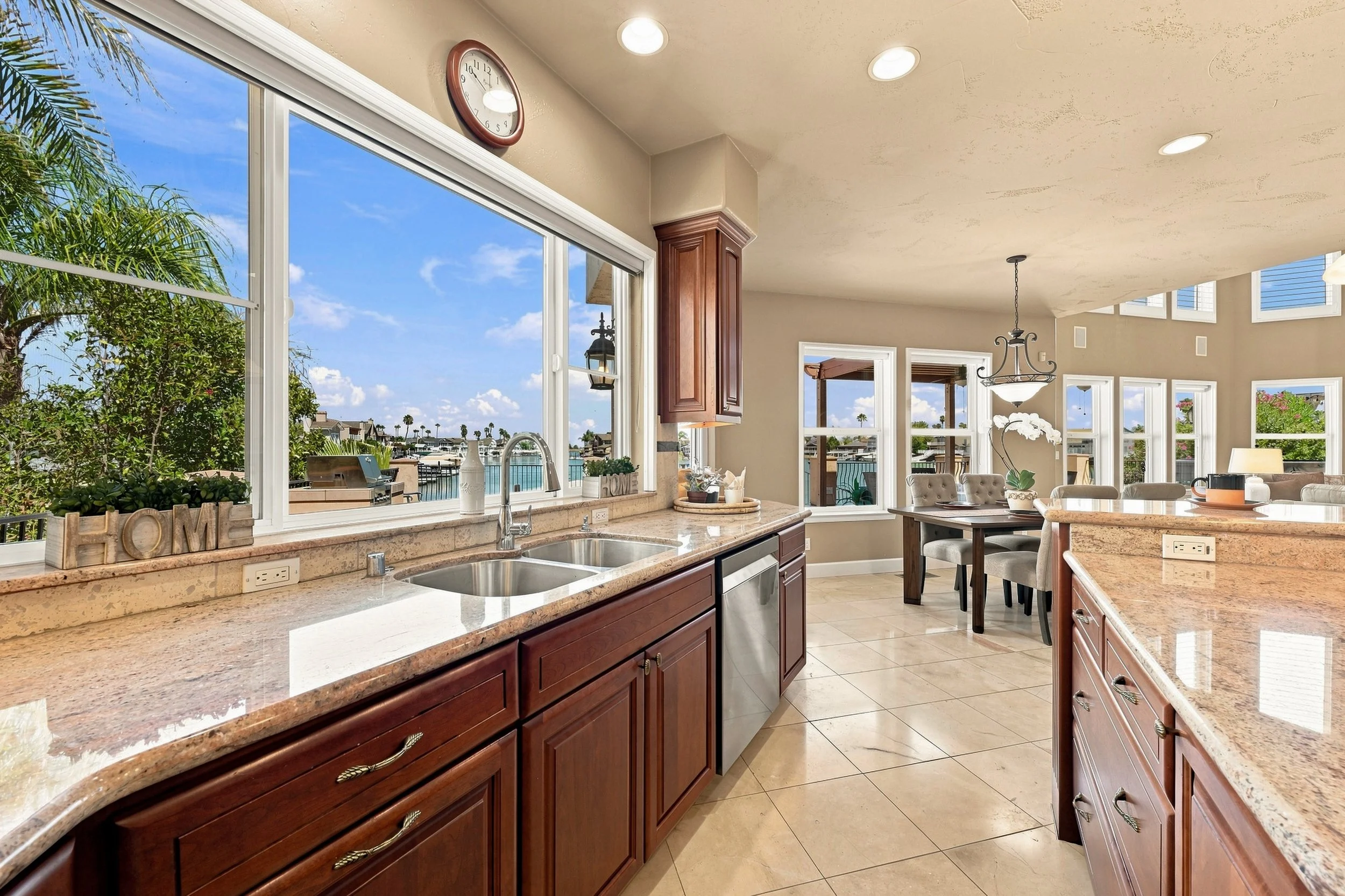 885 Willow Lake Rd 36.jpg