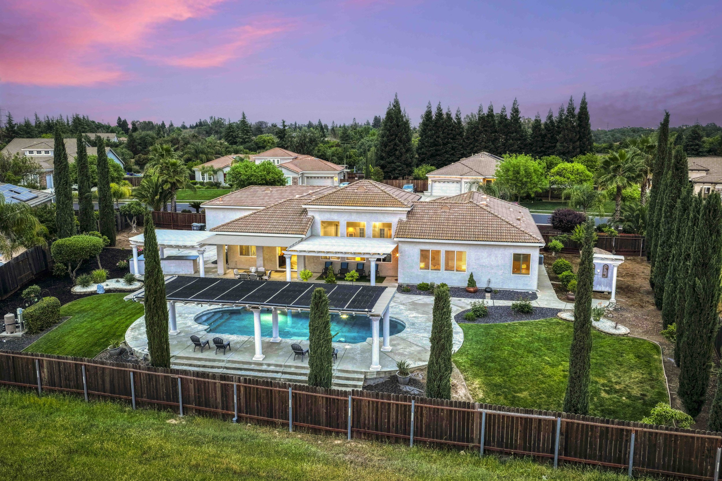 8357 Bridgestone Dr 28.jpg