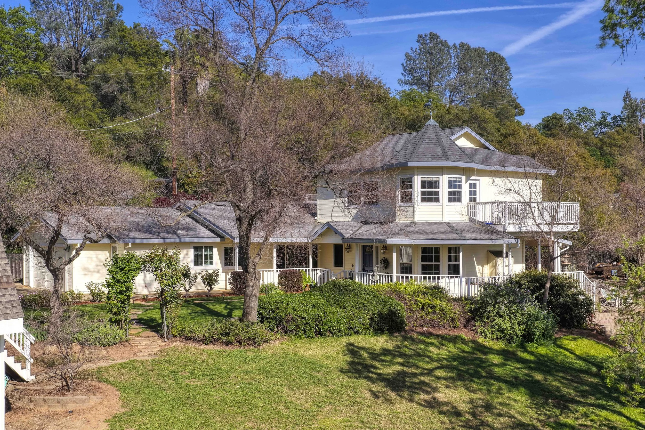 9240 Rock Springs Rd _16.jpg