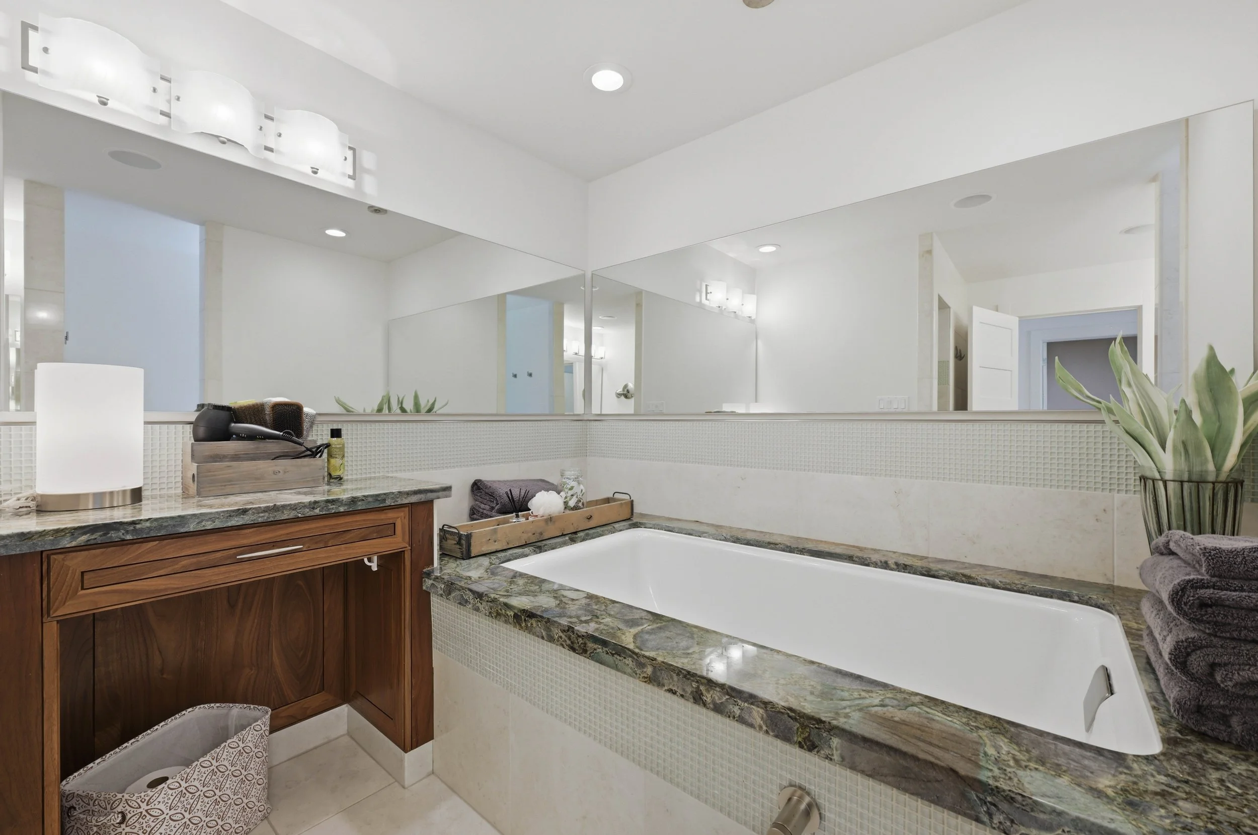 7905 Brook Ct 74.jpg