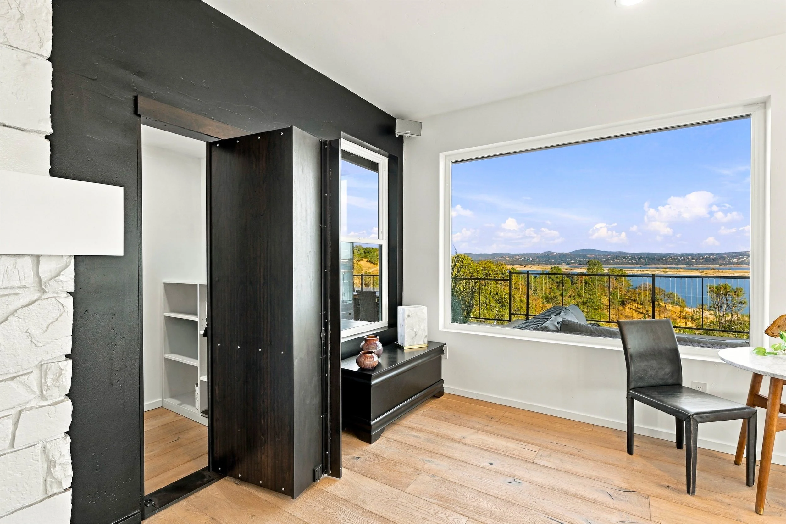 7882 Lakeshore Dr 55.jpg