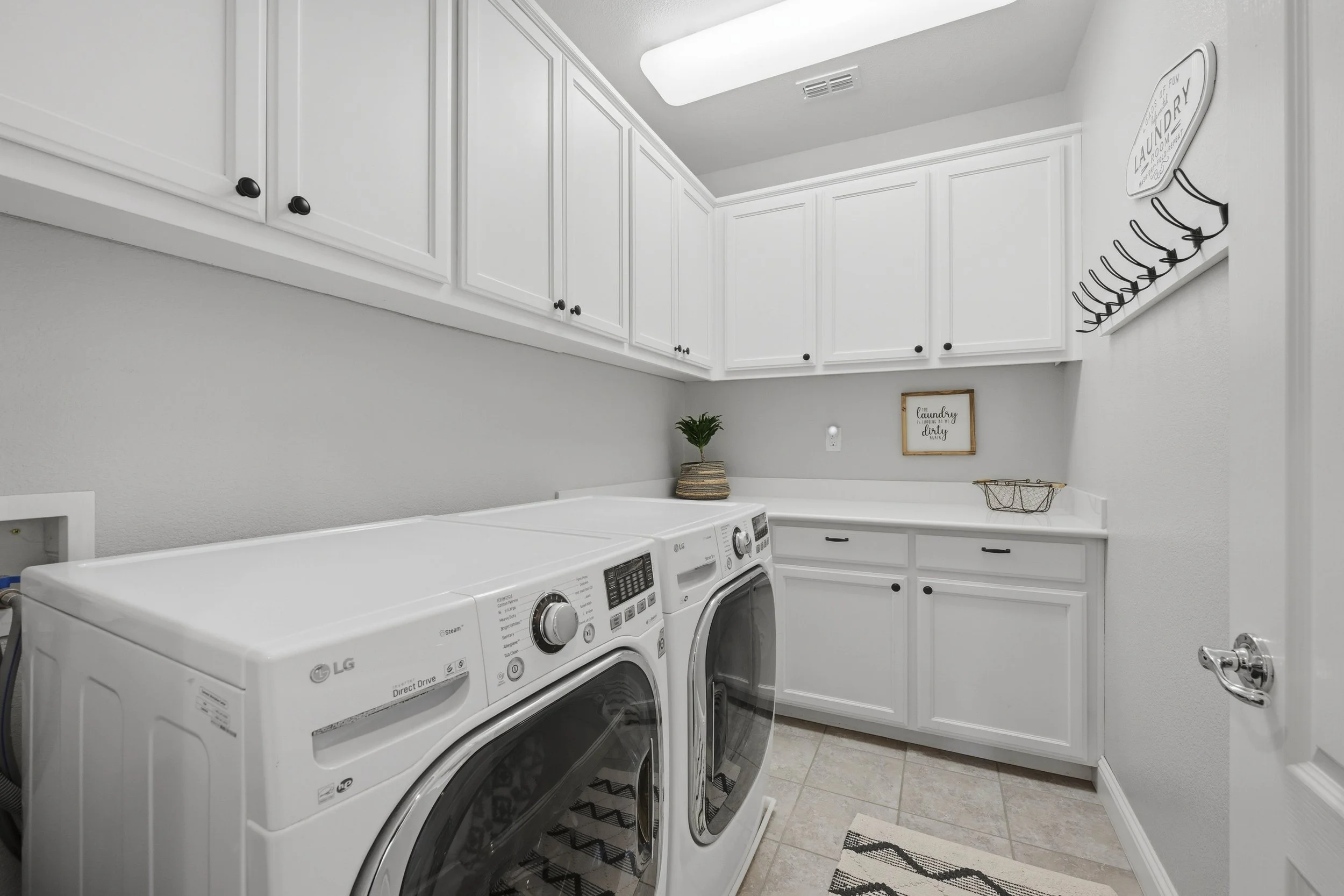 895 Calico Dr 85.jpg