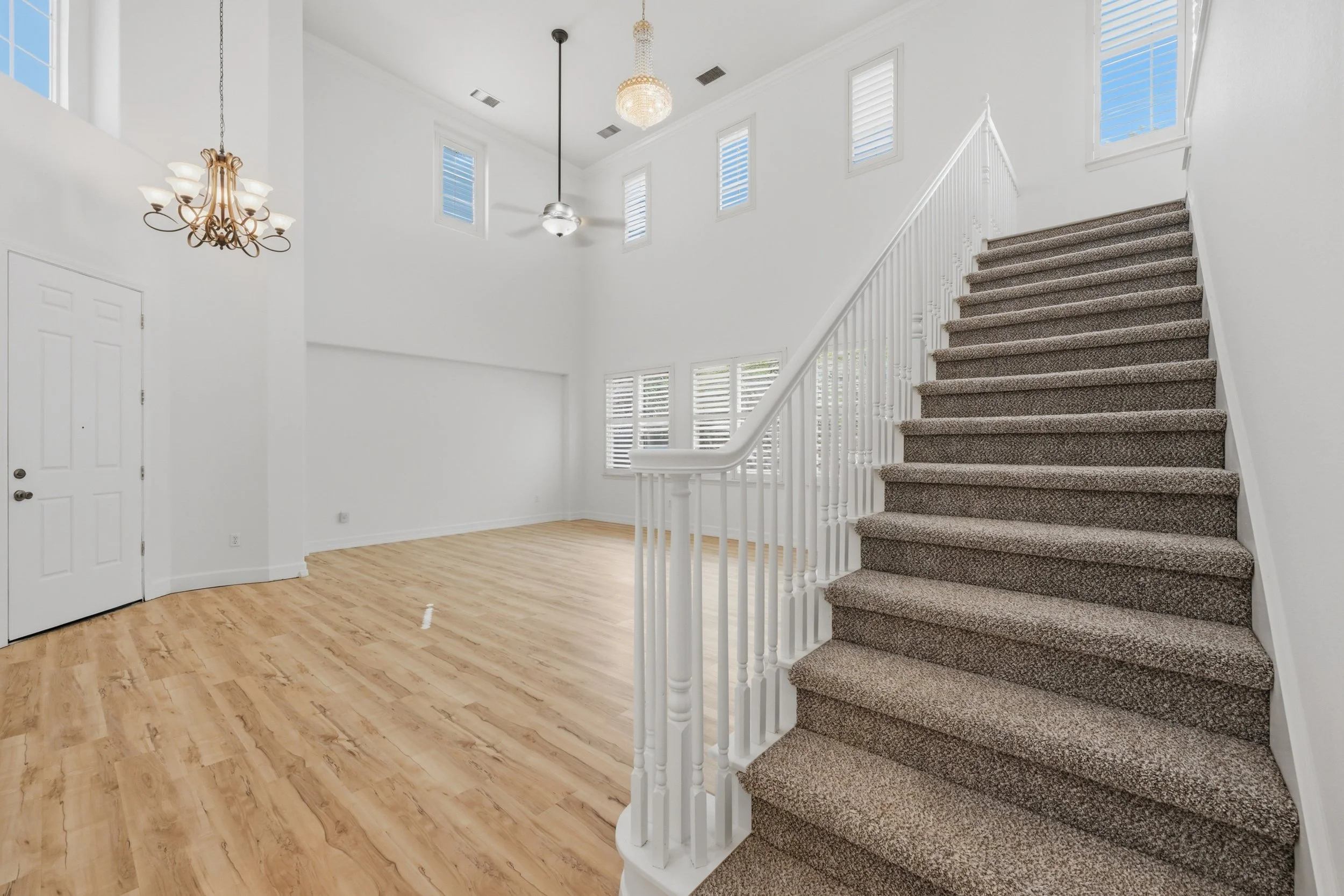 9030 Longford Way 4.jpg