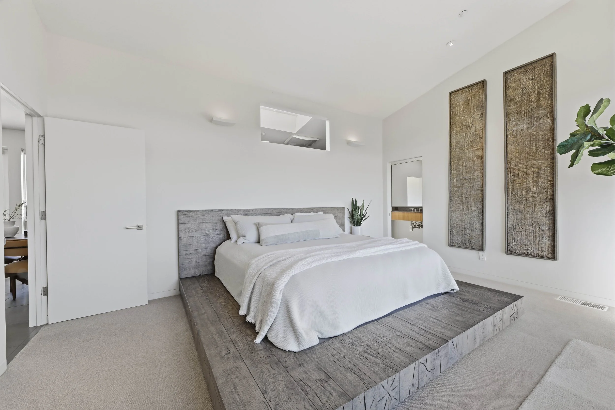 26000 Venado Dr - Main House  - 29.jpg