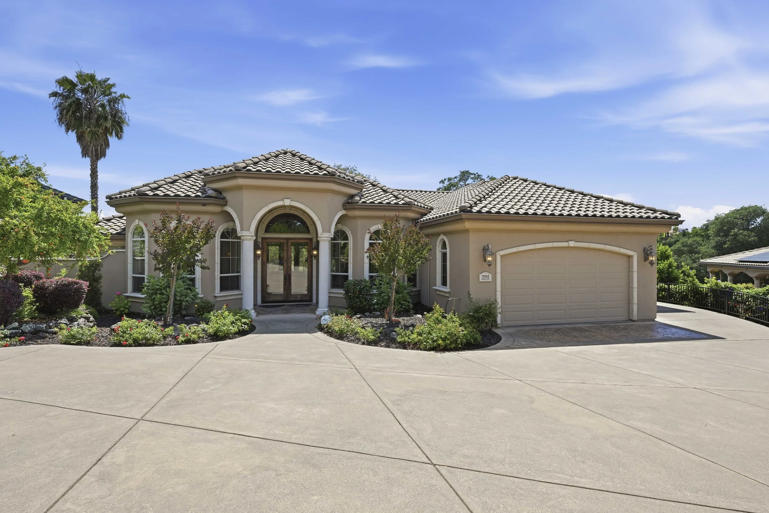3702 Lindbrook Dr 17.jpg